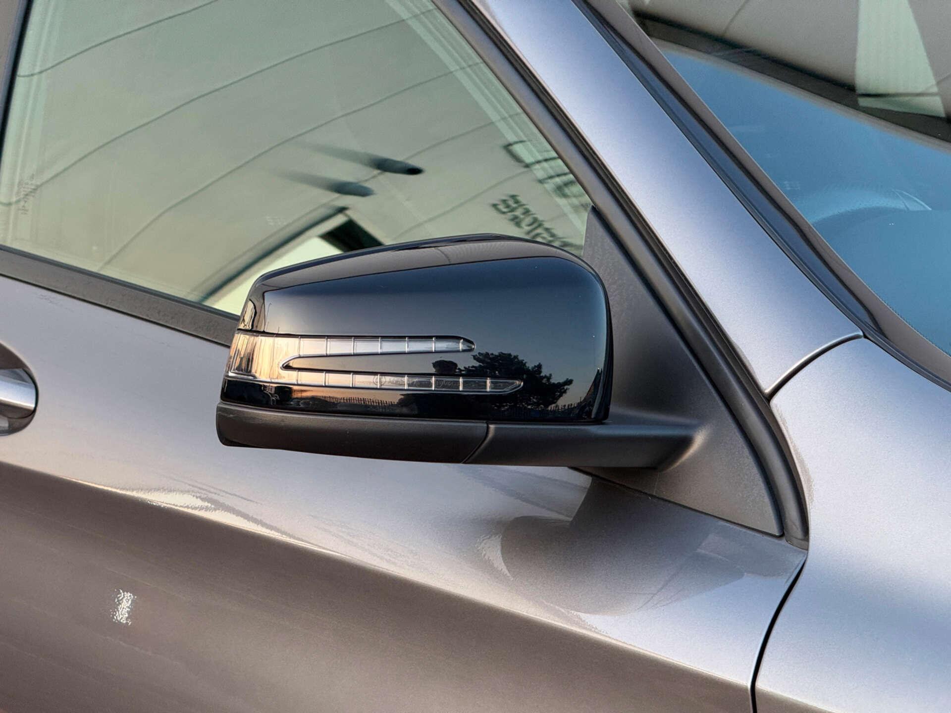 Mercedes-Benz Gla view 22