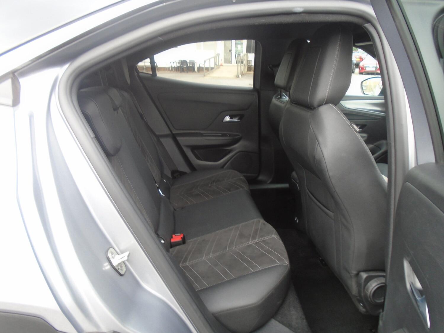 Vauxhall Mokka Electric view 6