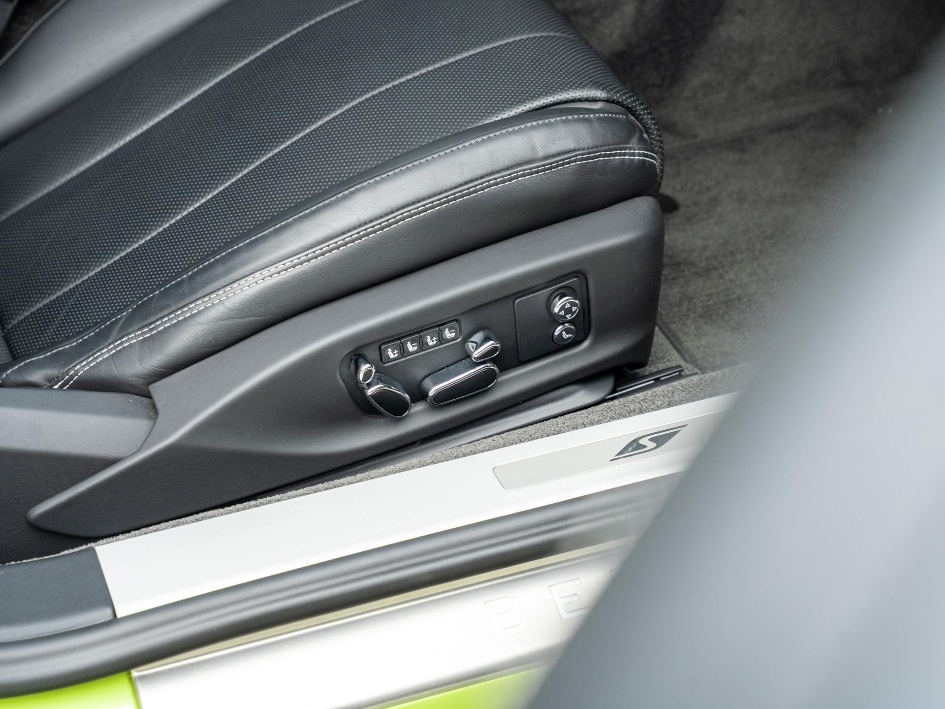 Bentley Continental view 34