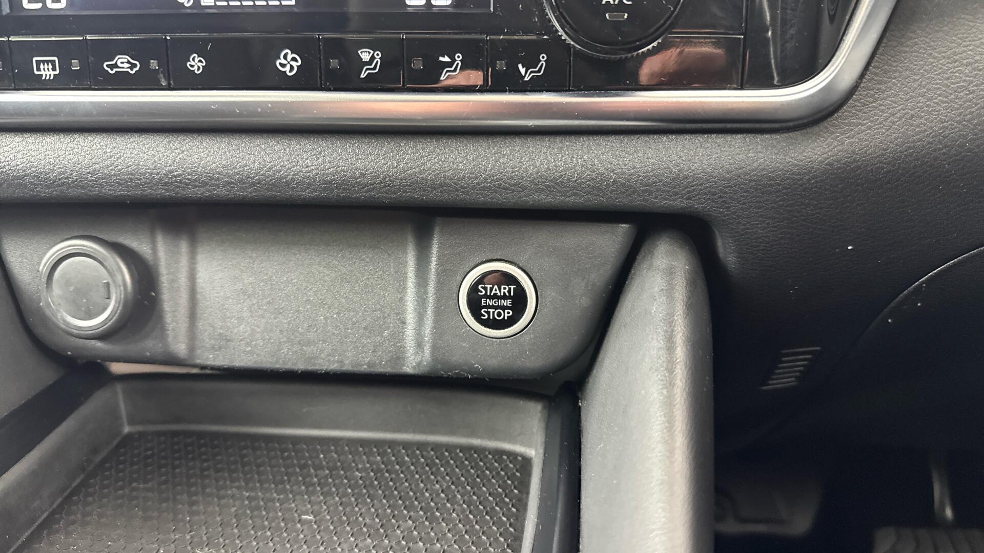 Nissan Qashqai view 35
