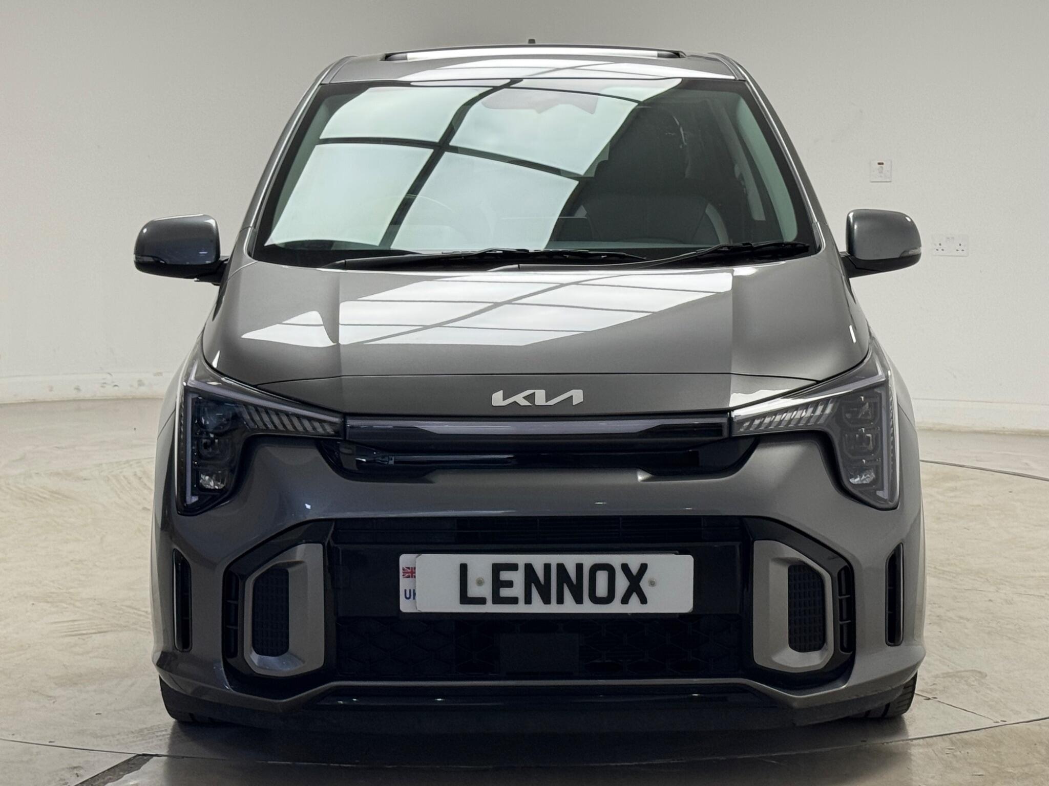 Kia Picanto view 2