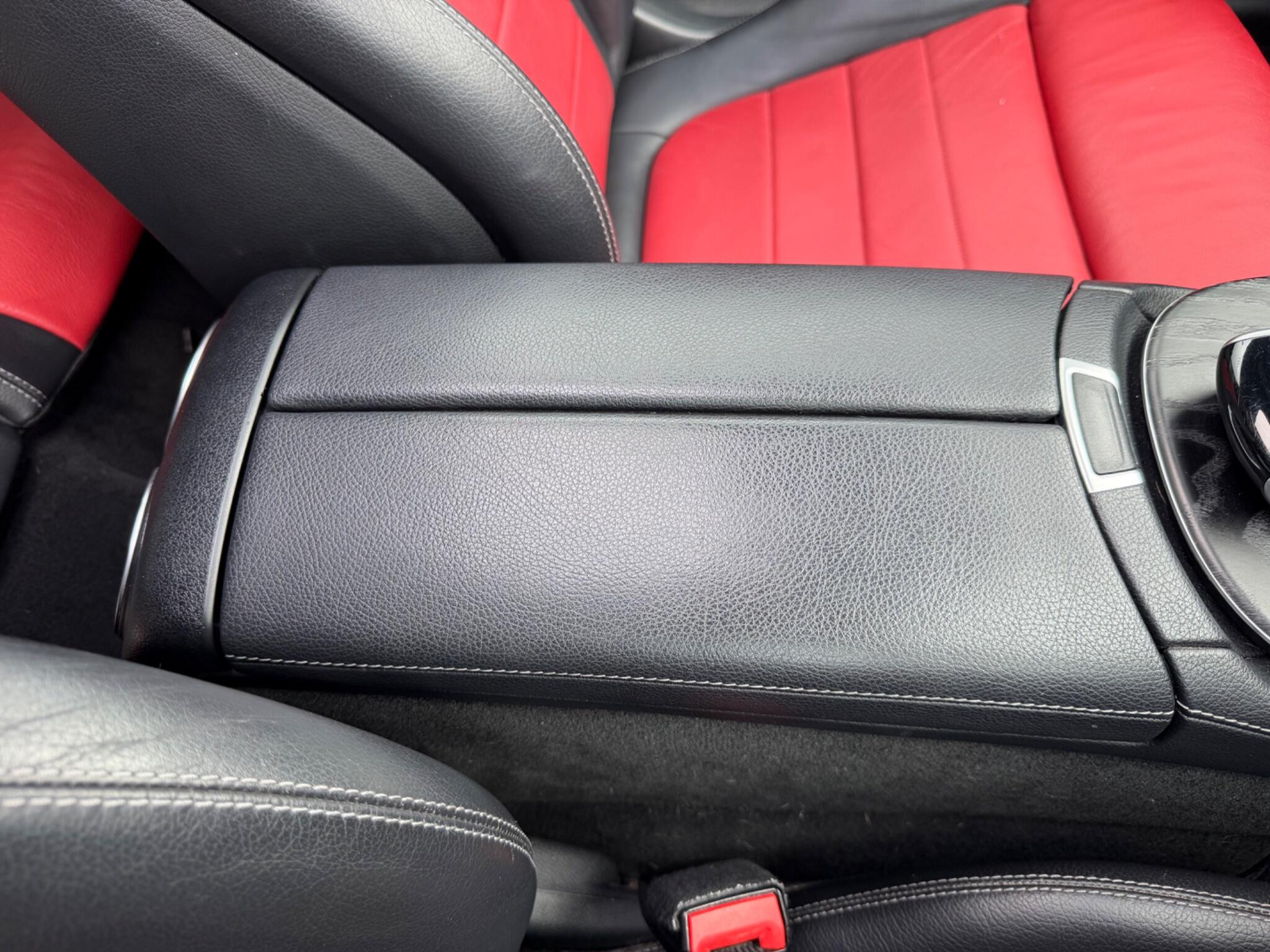Mercedes-Benz E-Class view 47