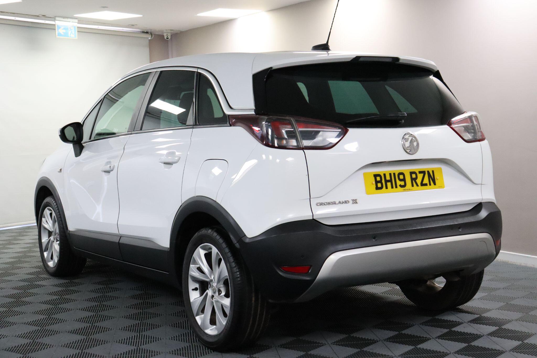 Vauxhall Crossland X view 10
