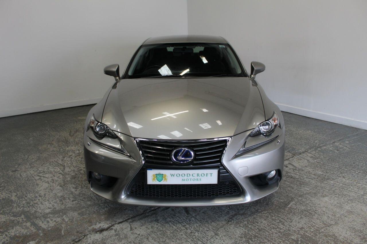 Lexus Is view 13