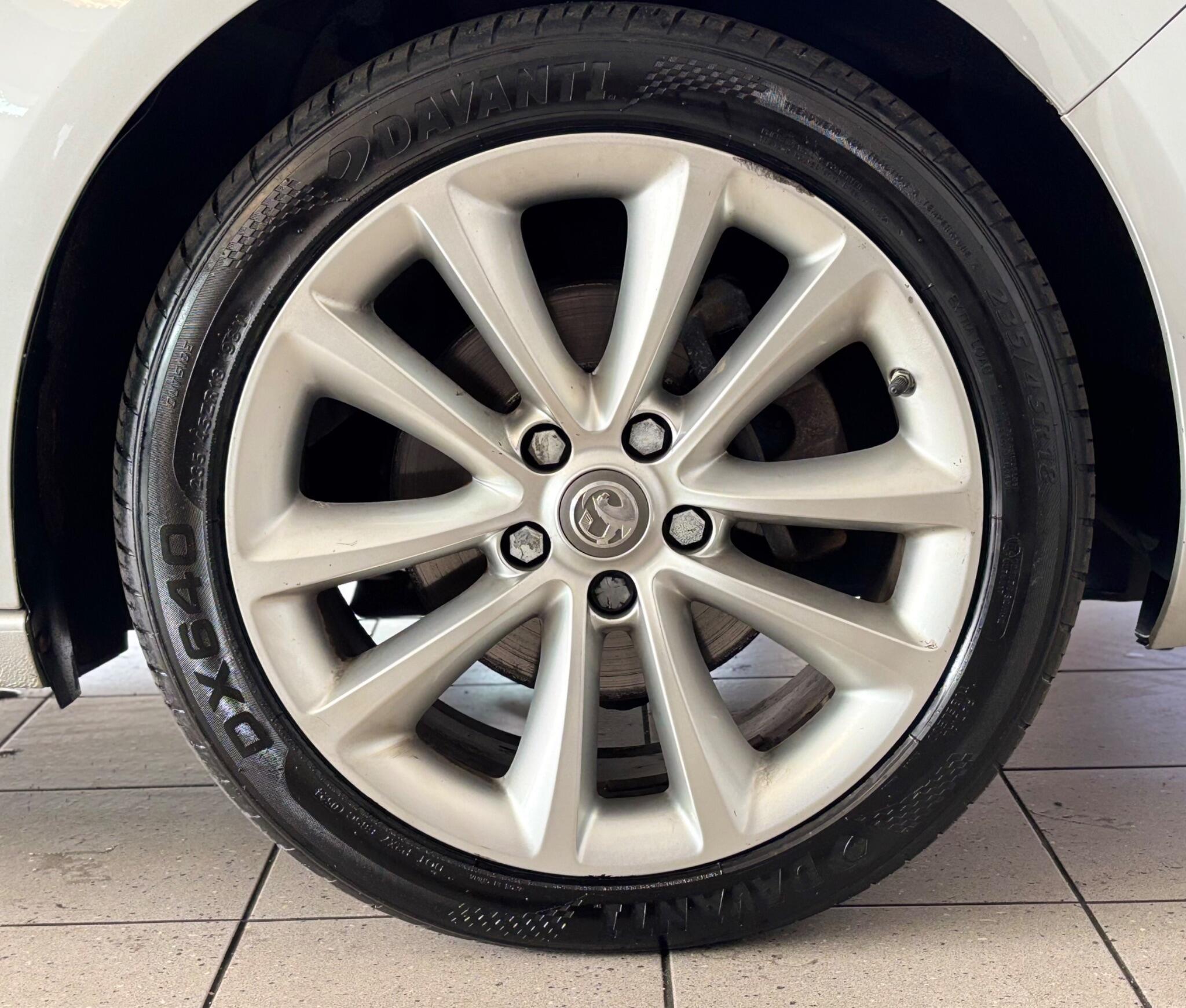 Vauxhall Zafira Tourer view 15