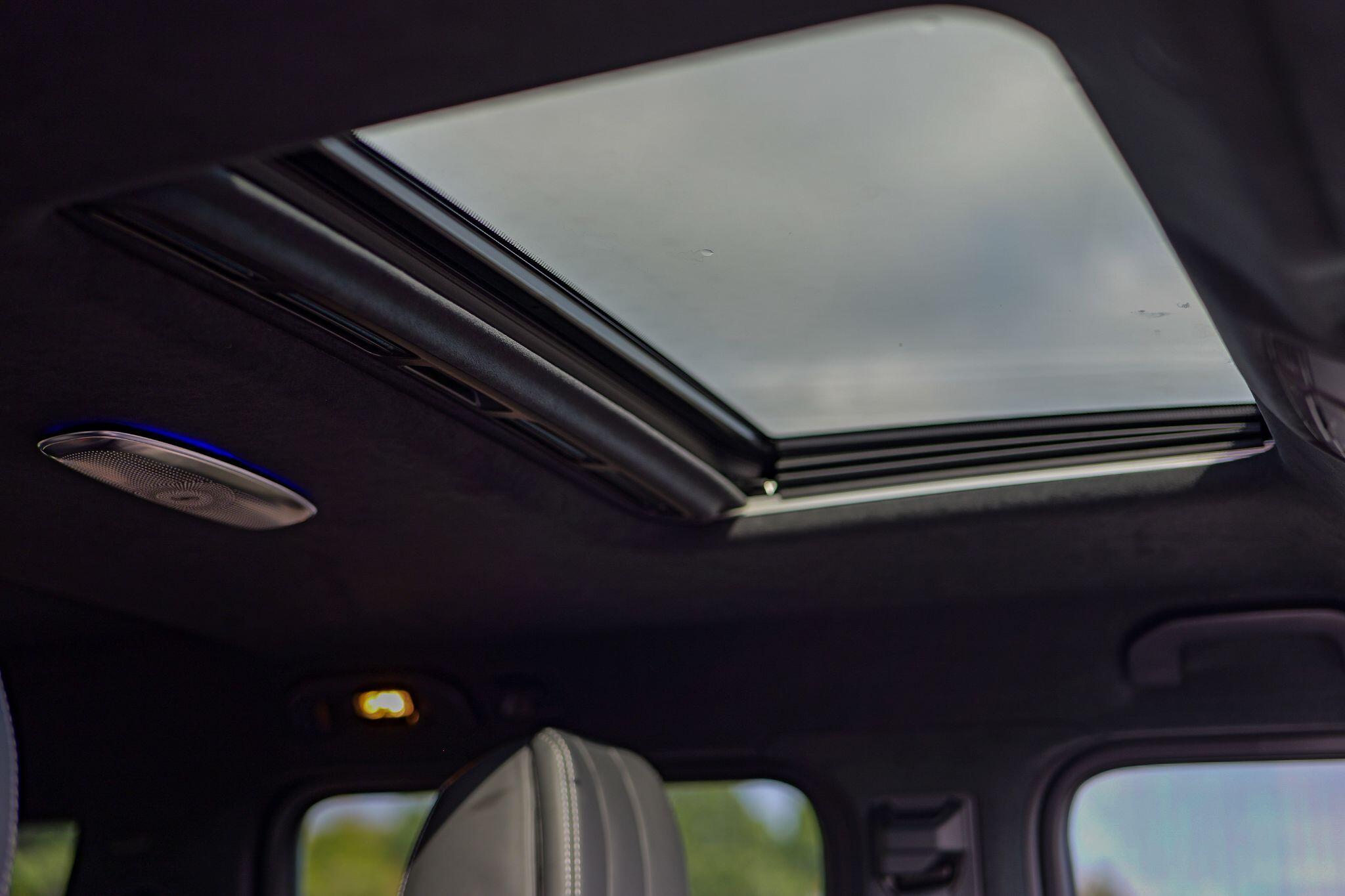 Mercedes-Benz G Class view 14