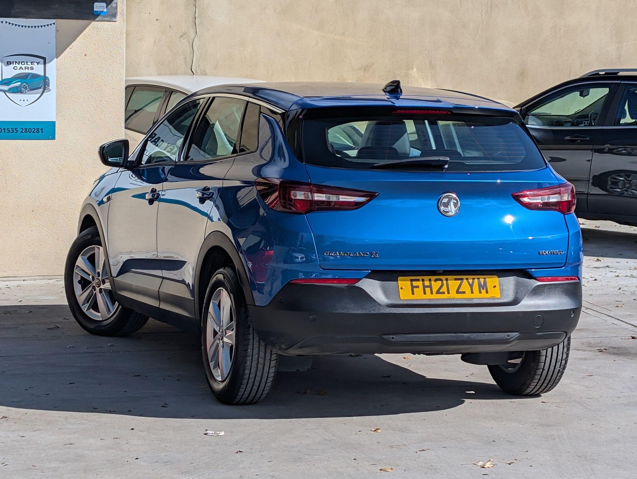 Vauxhall Grandland X view 5