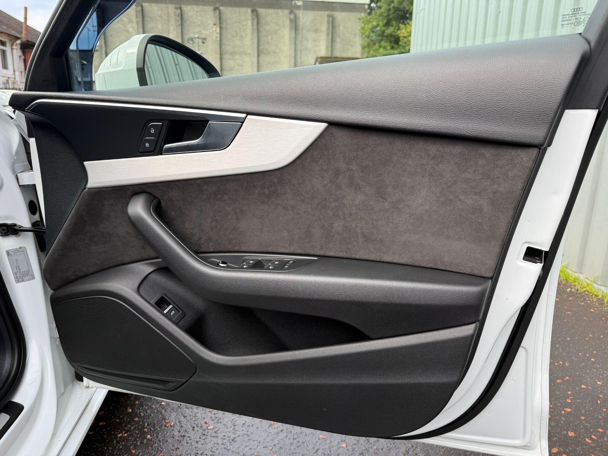Audi A4 view 39