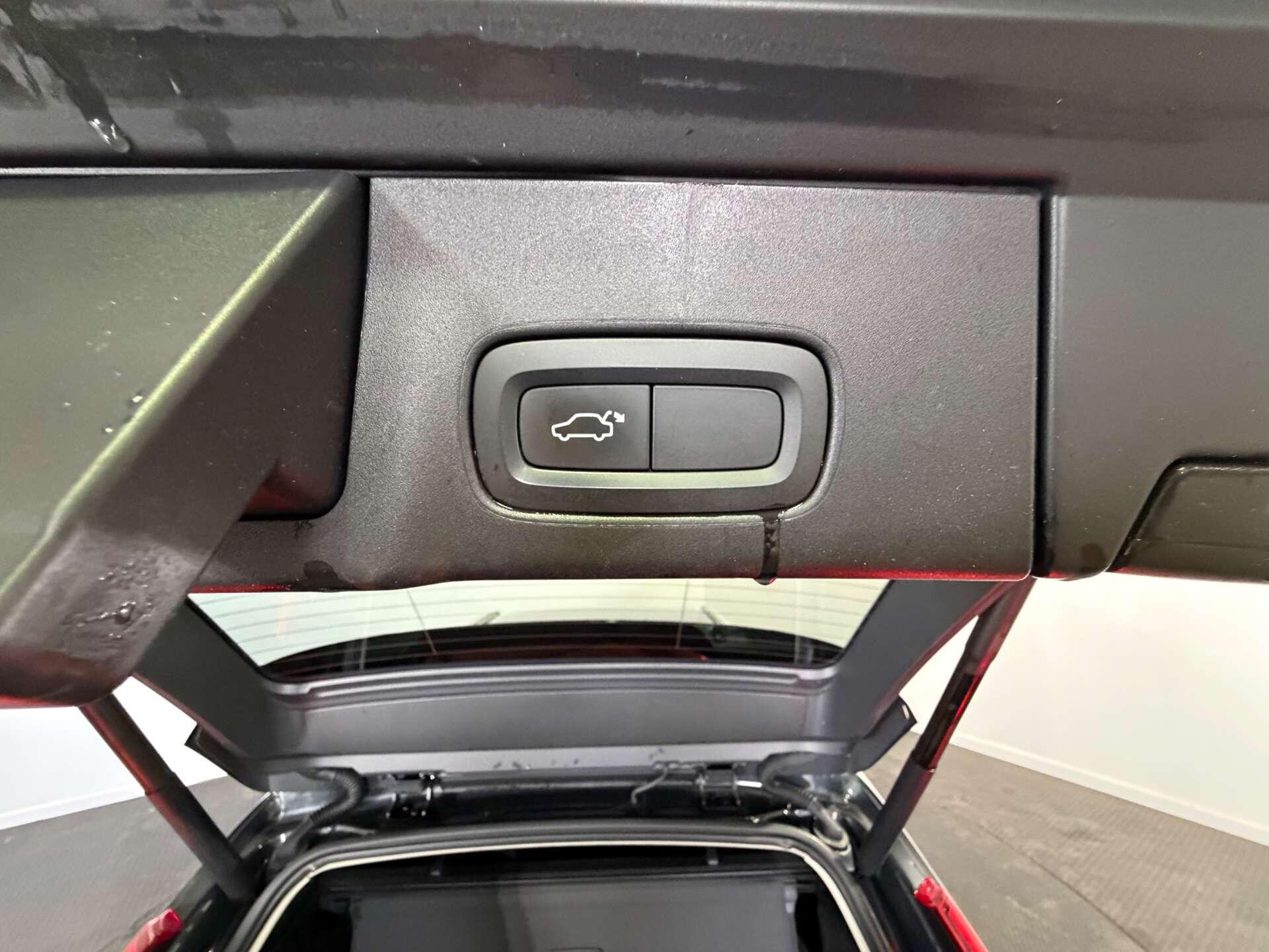 Volvo V90 view 12