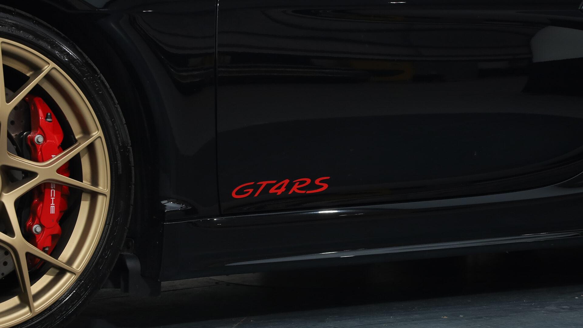 Porsche Cayman view 29