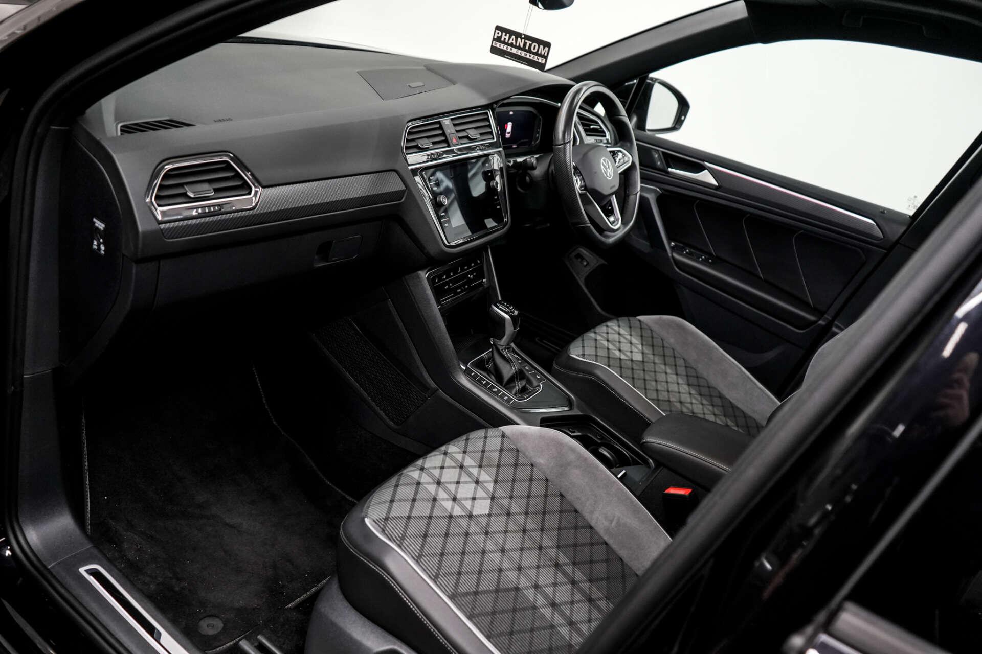 Volkswagen Tiguan view 18