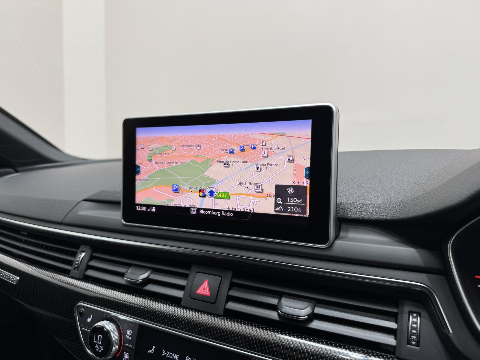 Audi S5 view 24