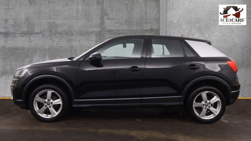 Audi Q2 view 6