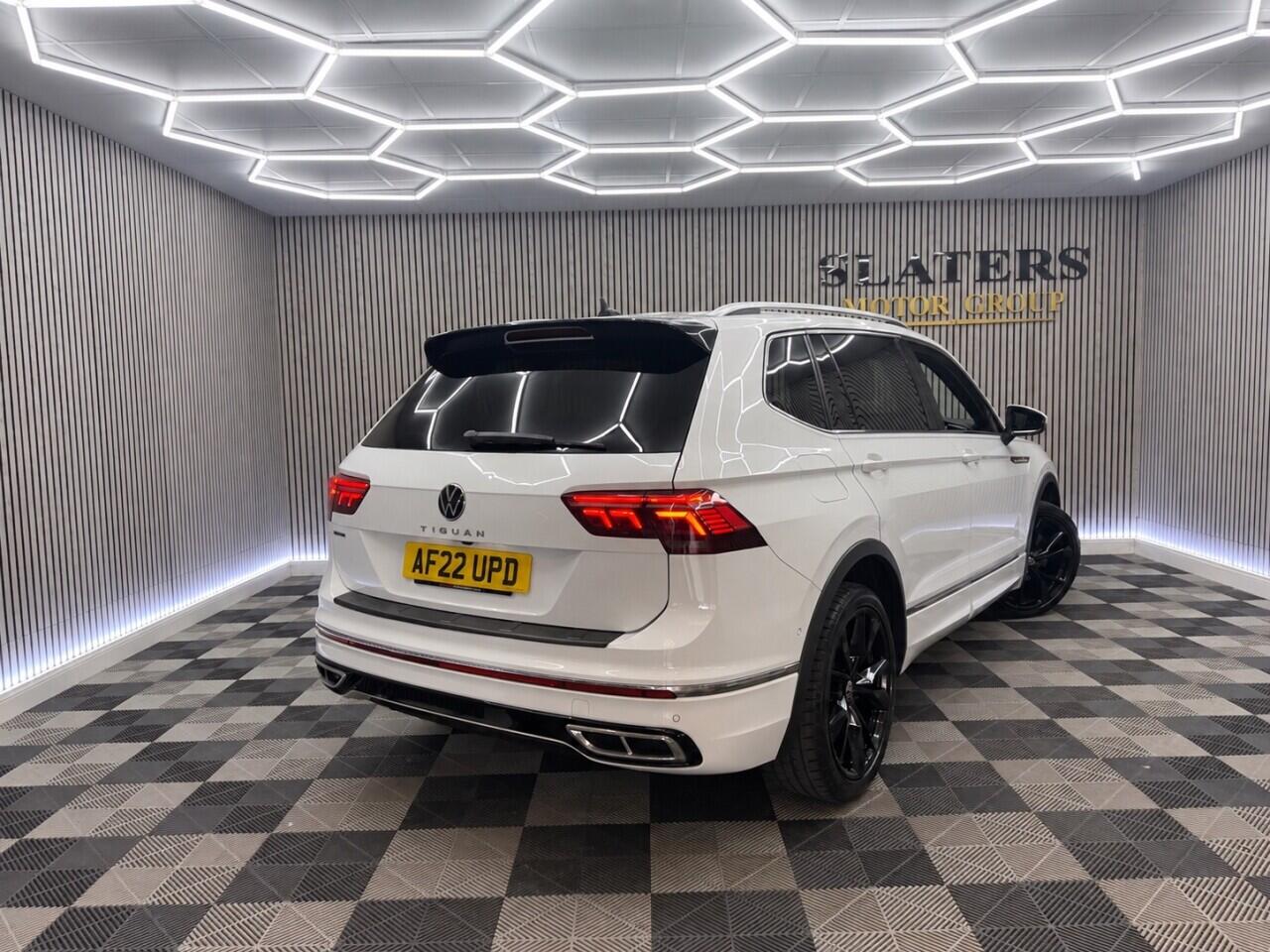 Volkswagen Tiguan Allspace view 31