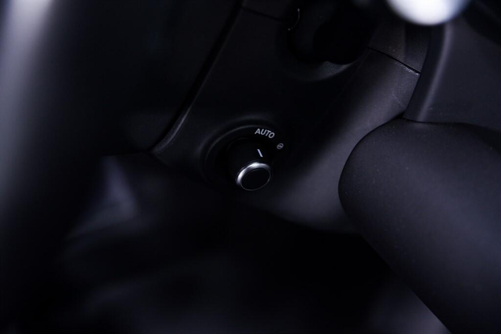 Land Rover Defender view 35