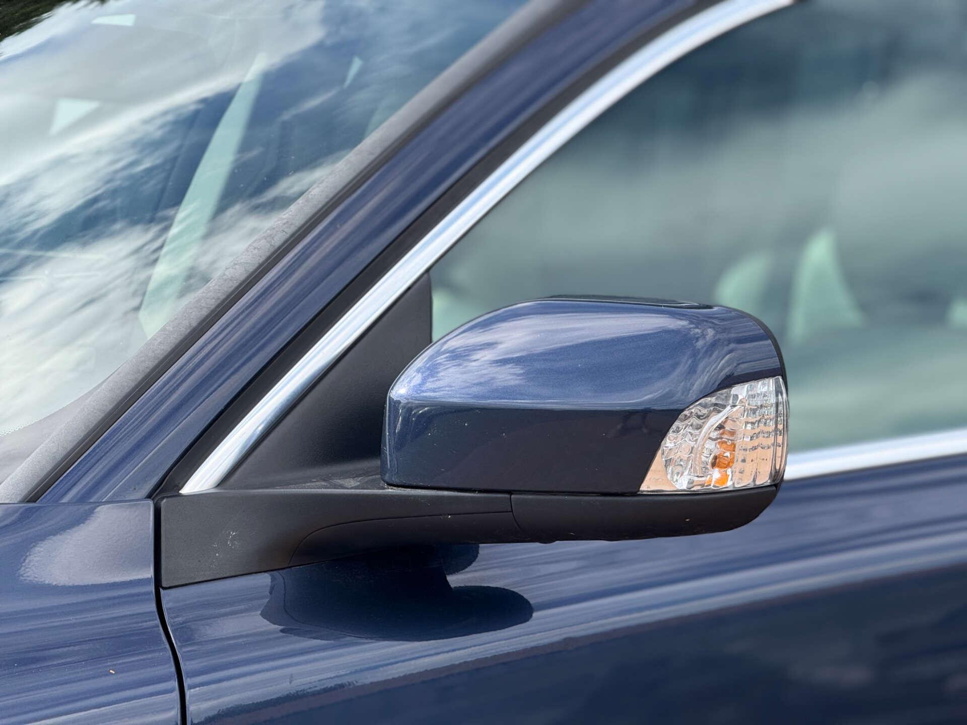 Volvo XC70 view 6