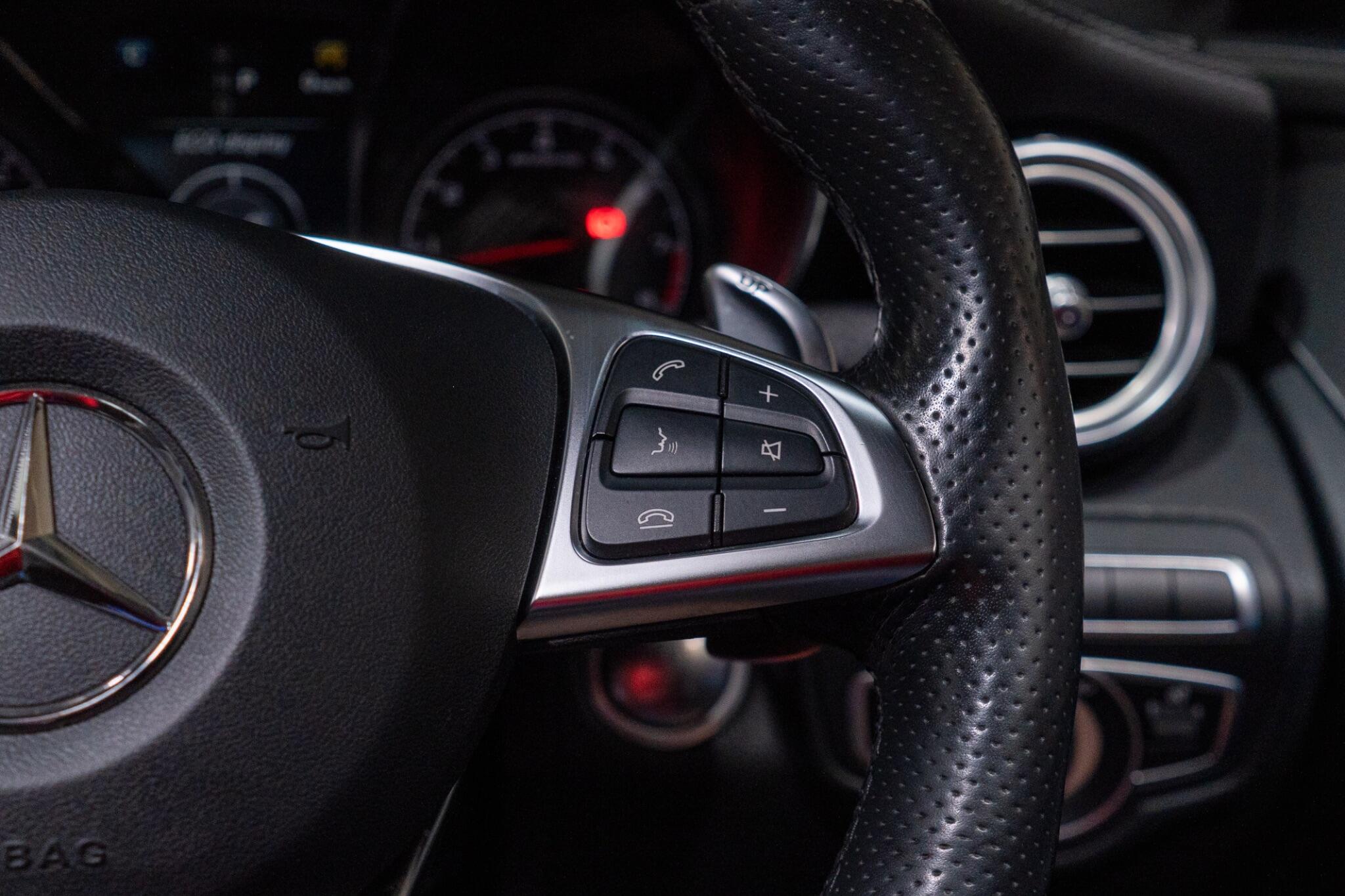 Mercedes-Benz GLC view 17