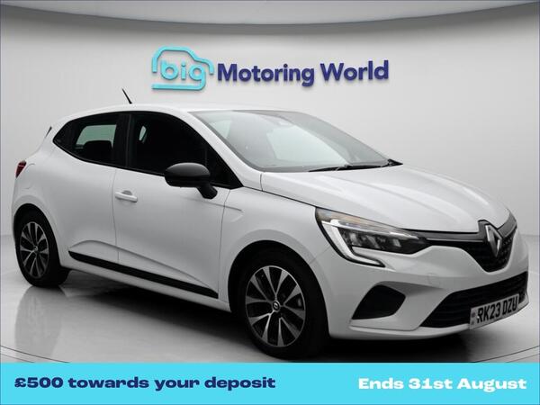 White 2023 Renault Clio Hatchback Front-wheel drive Automatic