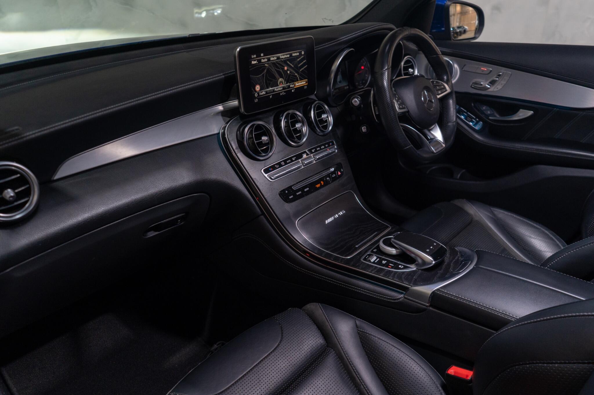 Mercedes-Benz GLC view 10