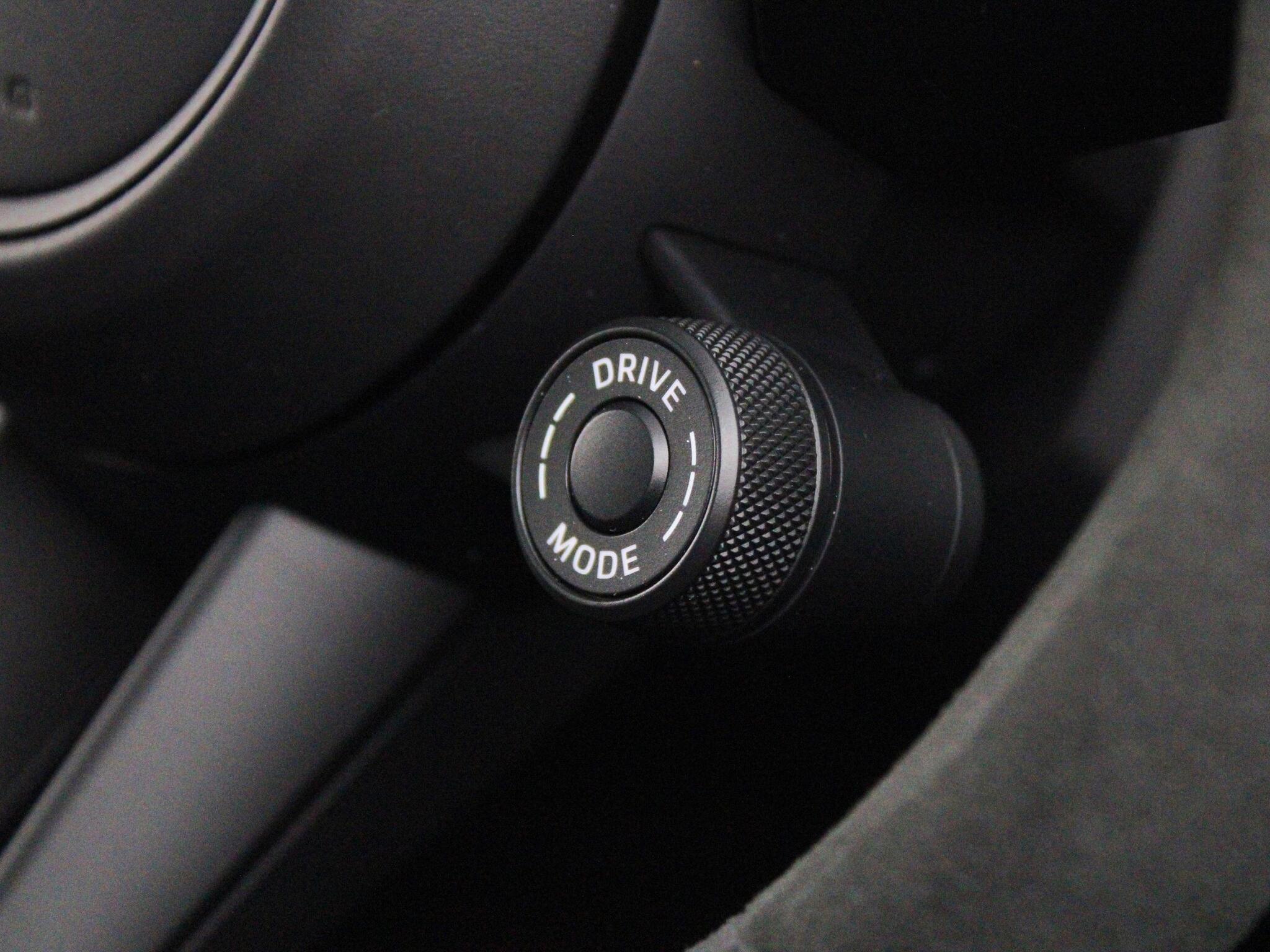 Porsche Cayenne view 16