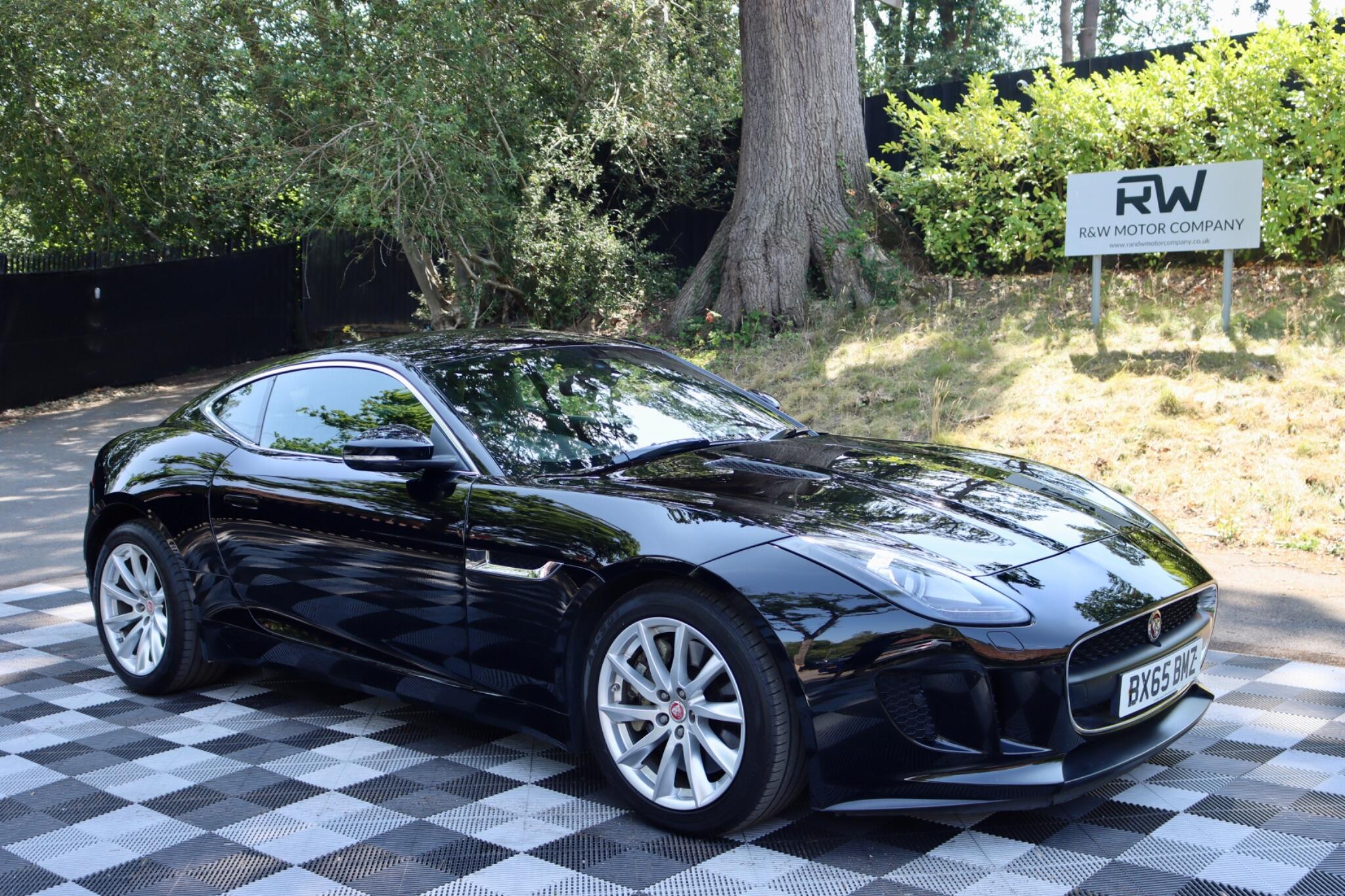 Jaguar F-Type view 17