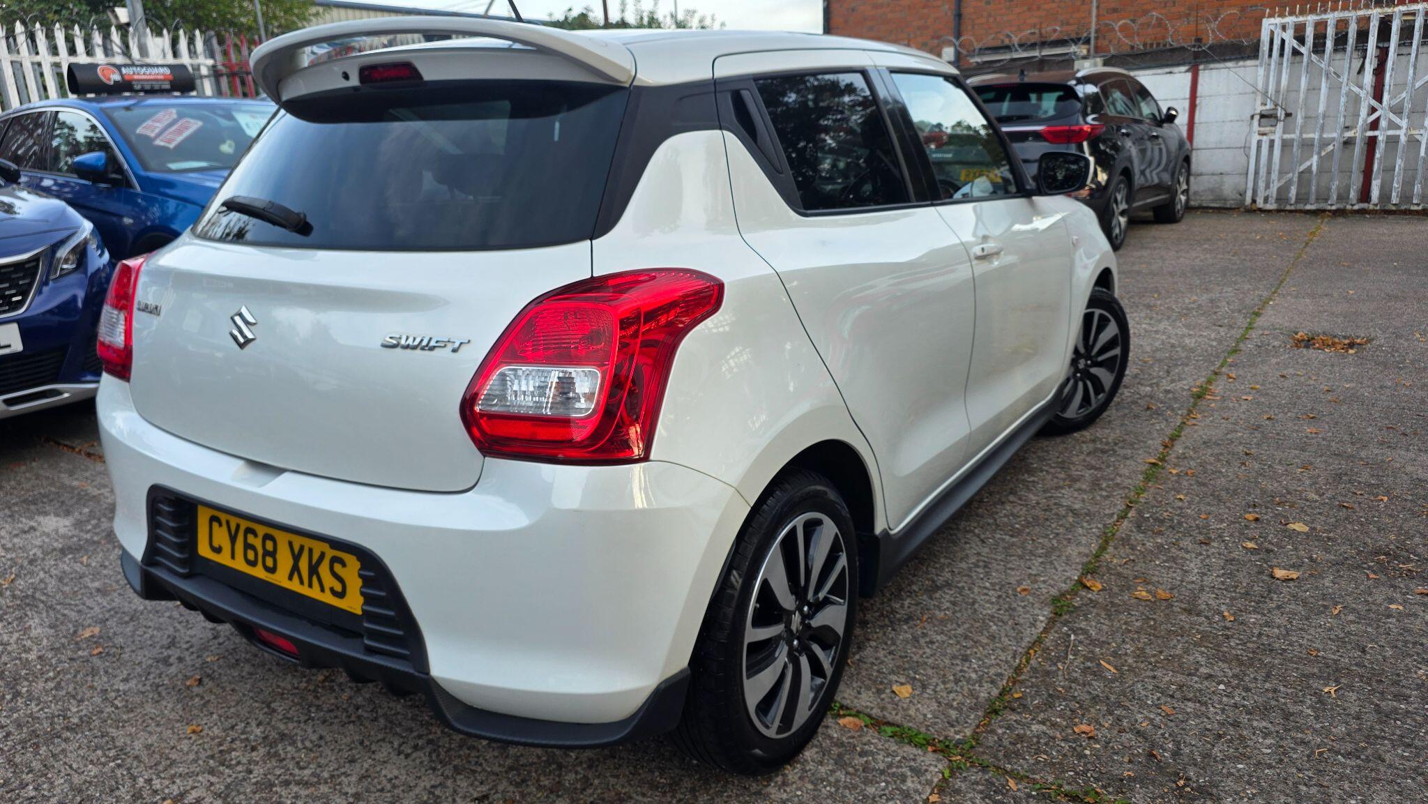 Suzuki Swift view 3