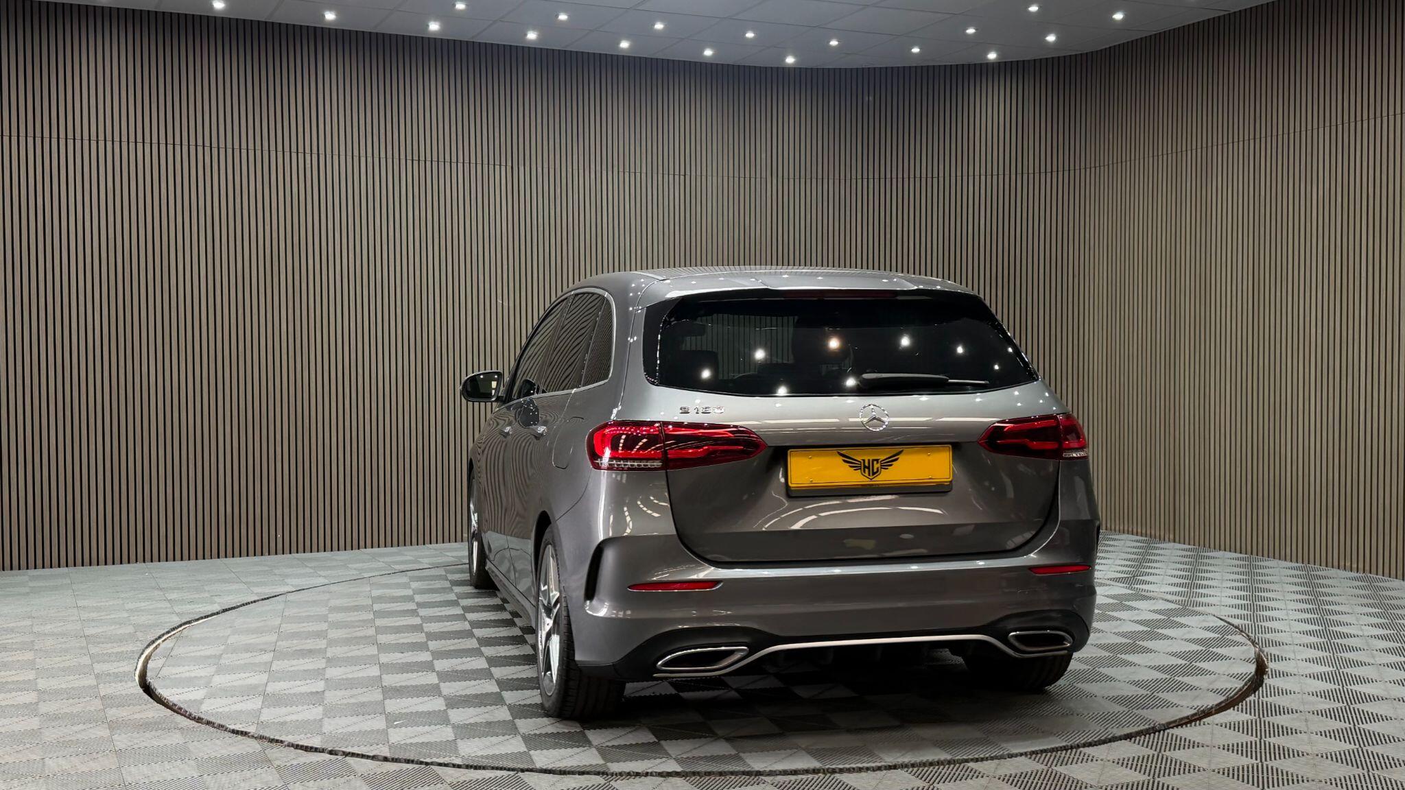 Mercedes-Benz B-Class view 40