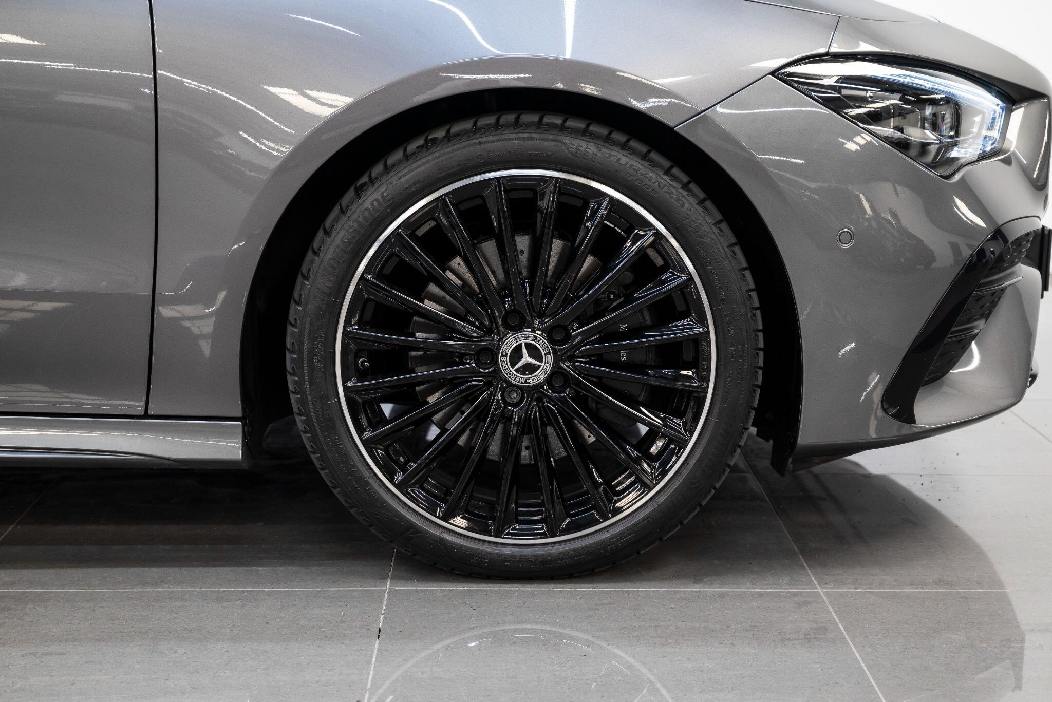 Mercedes-Benz CLA view 40