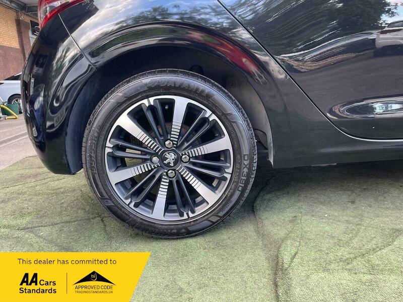 2018 Peugeot 208 1.2 PureTech Tech Edition Euro 6 (s/s) 5dr • 68,572 miles image 61