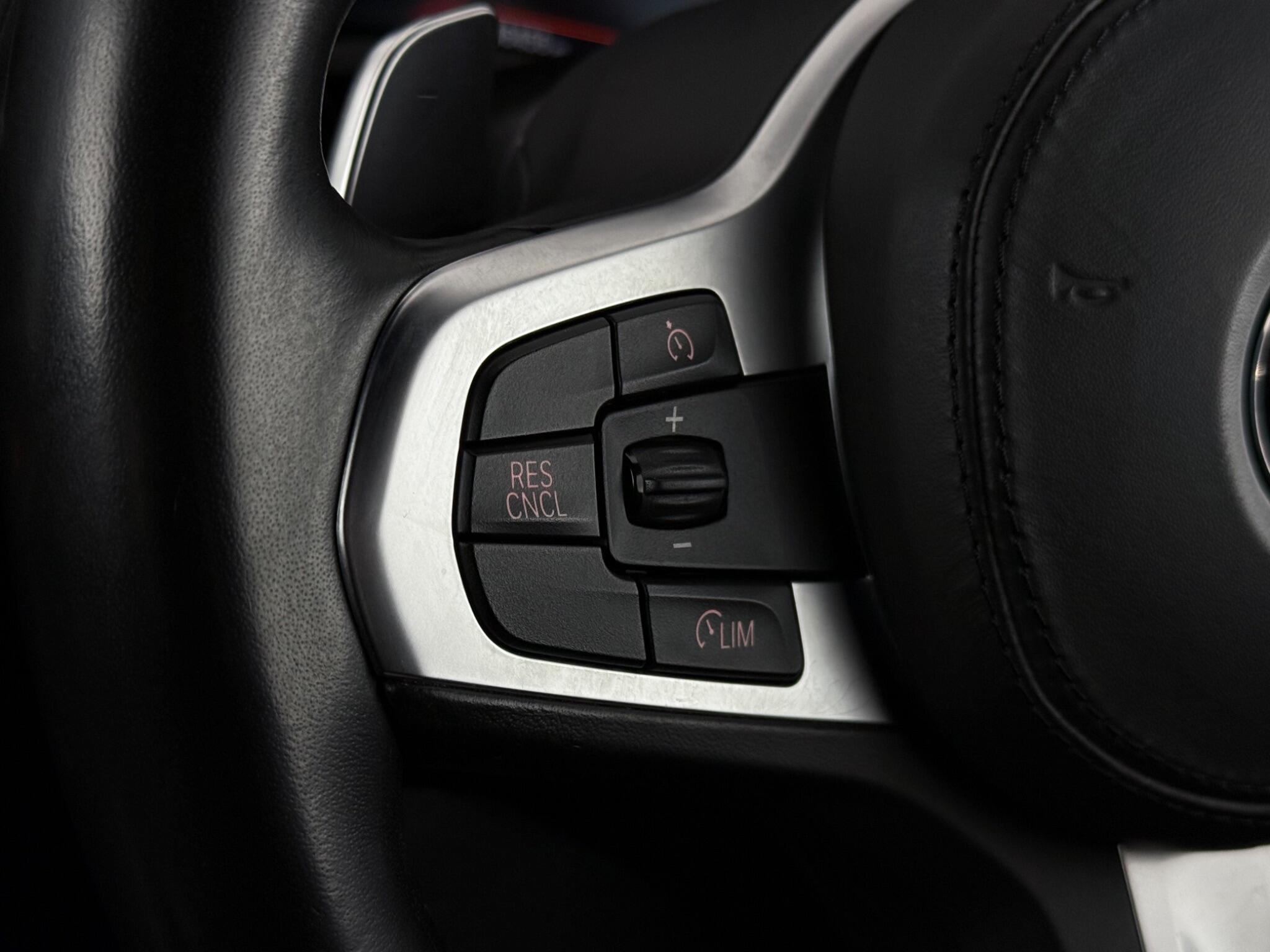 BMW X4 view 15