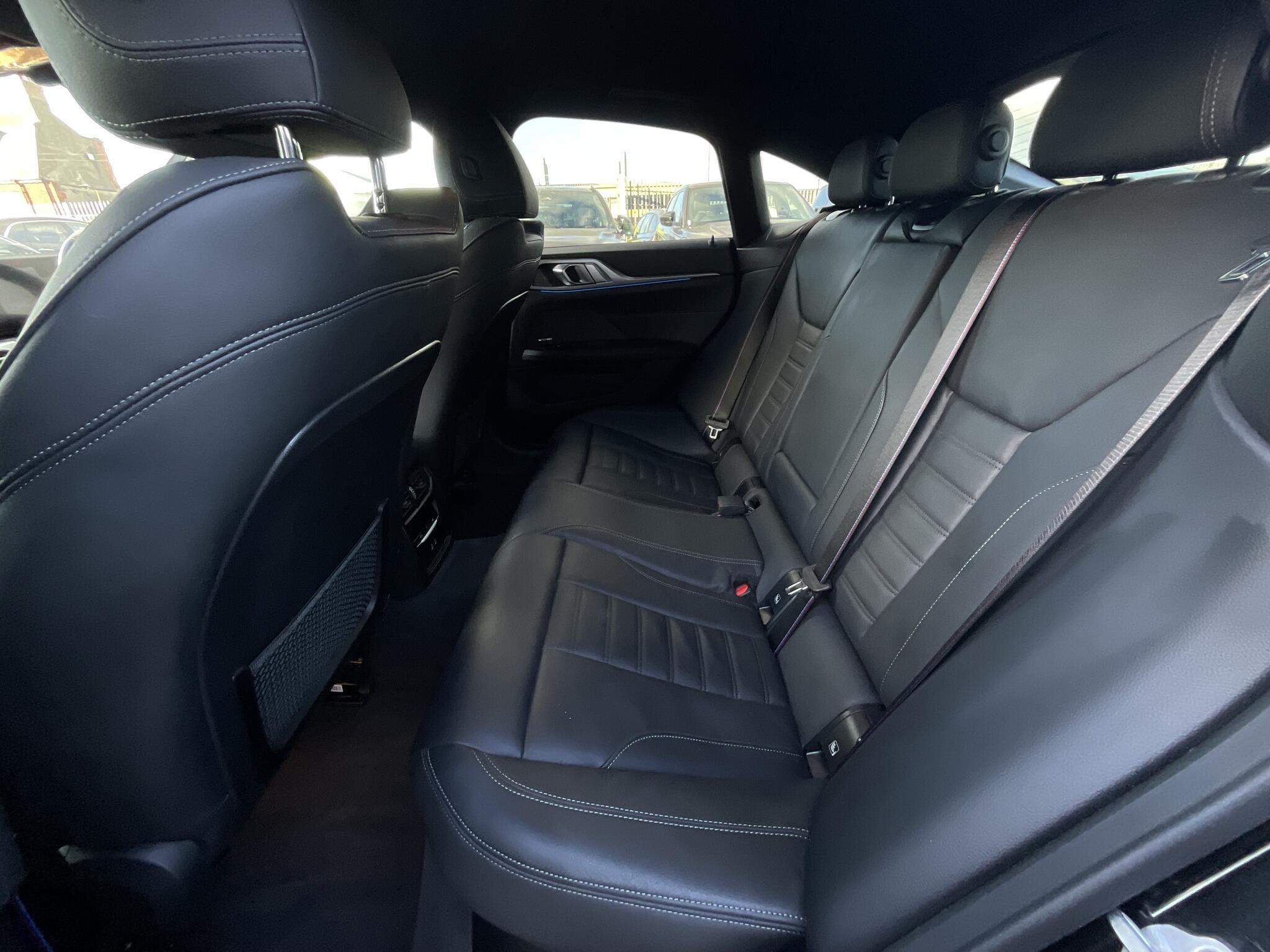 BMW i4 view 15