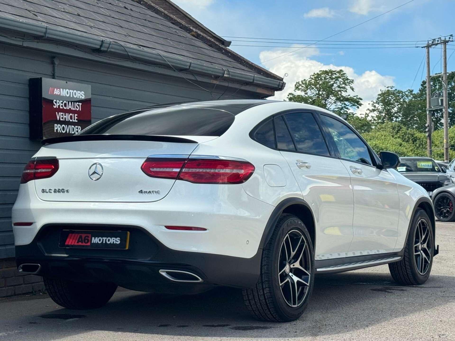 Mercedes-Benz GLC view 10