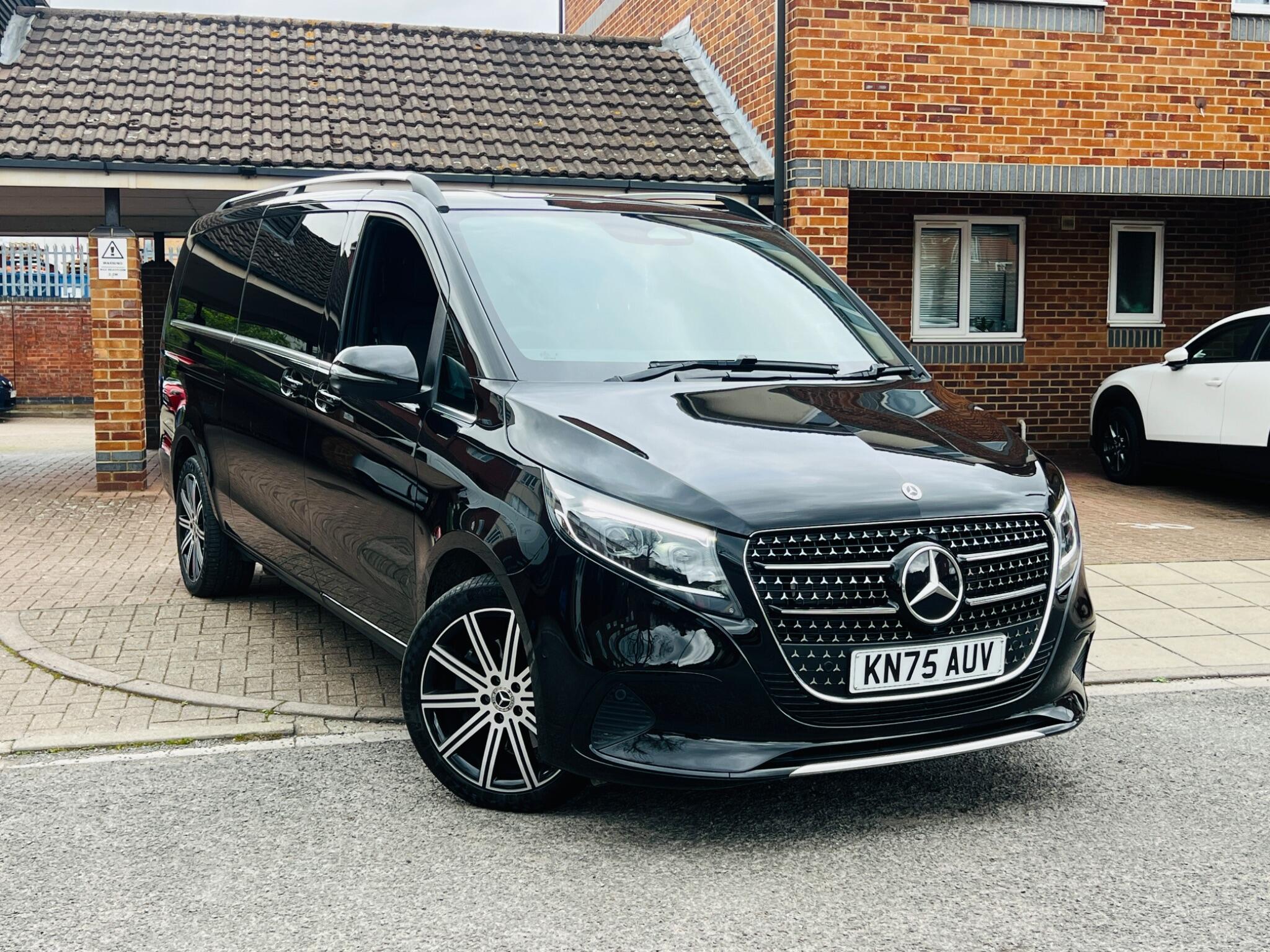Mercedes-Benz V Class view 13