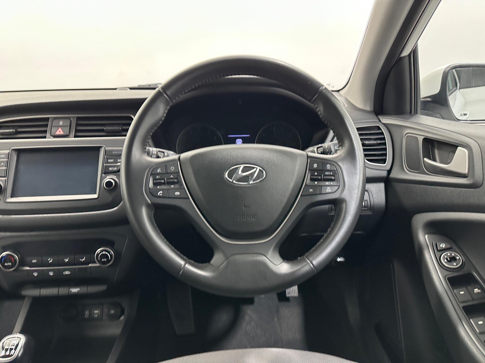 Hyundai I20 view 13