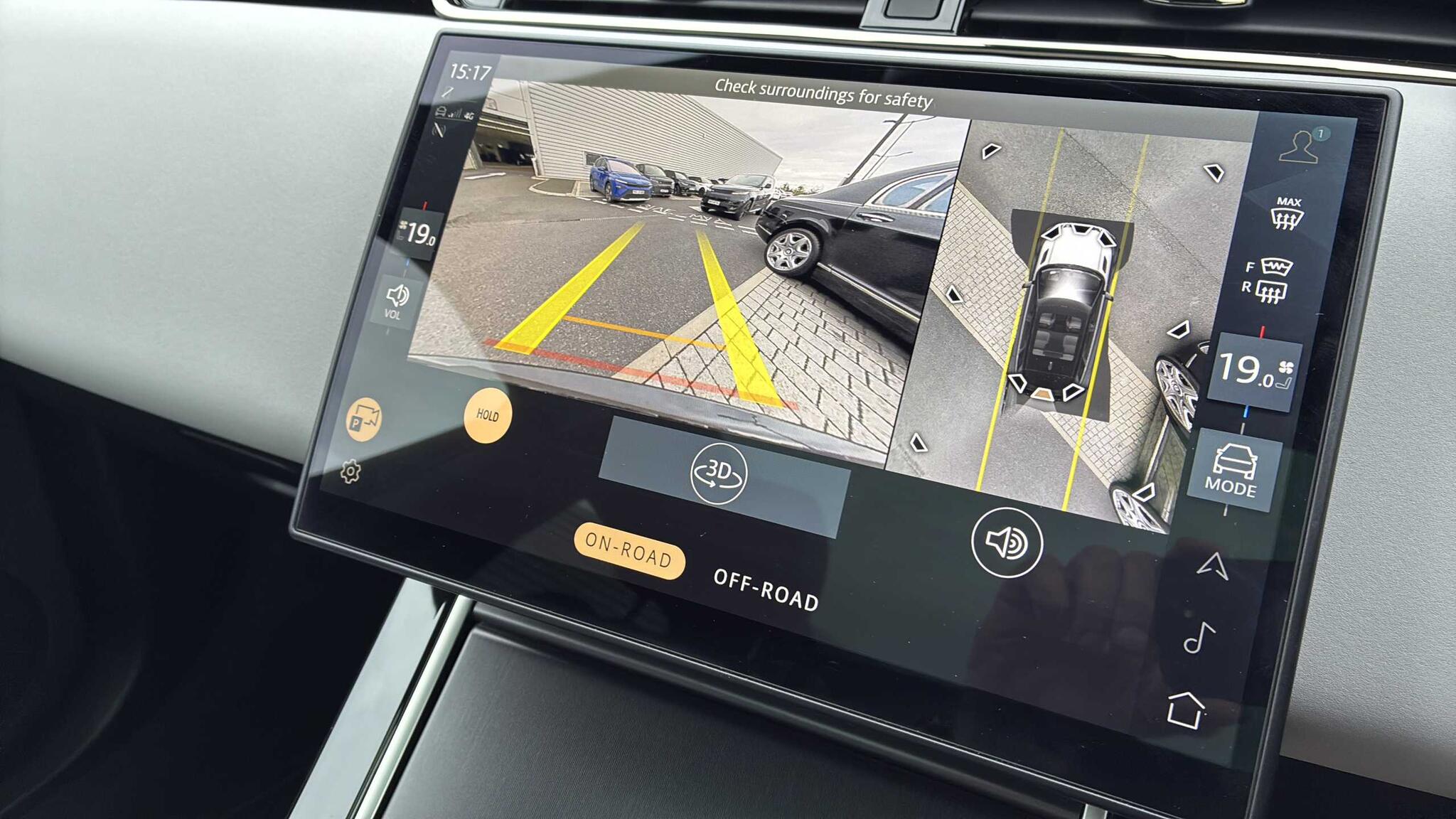 Land Rover Range Rover Evoque view 12