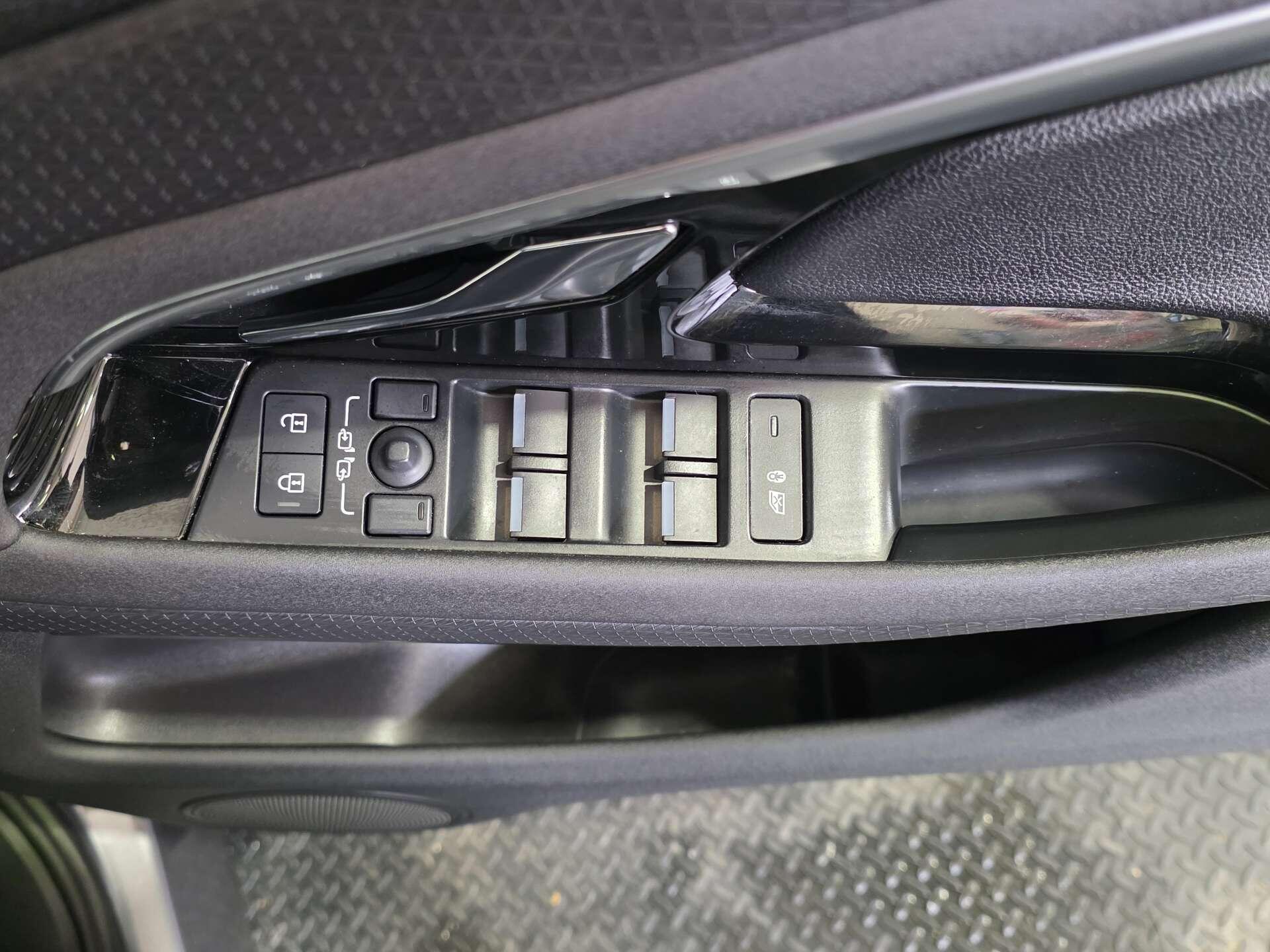 Land Rover Range Rover Evoque view 38