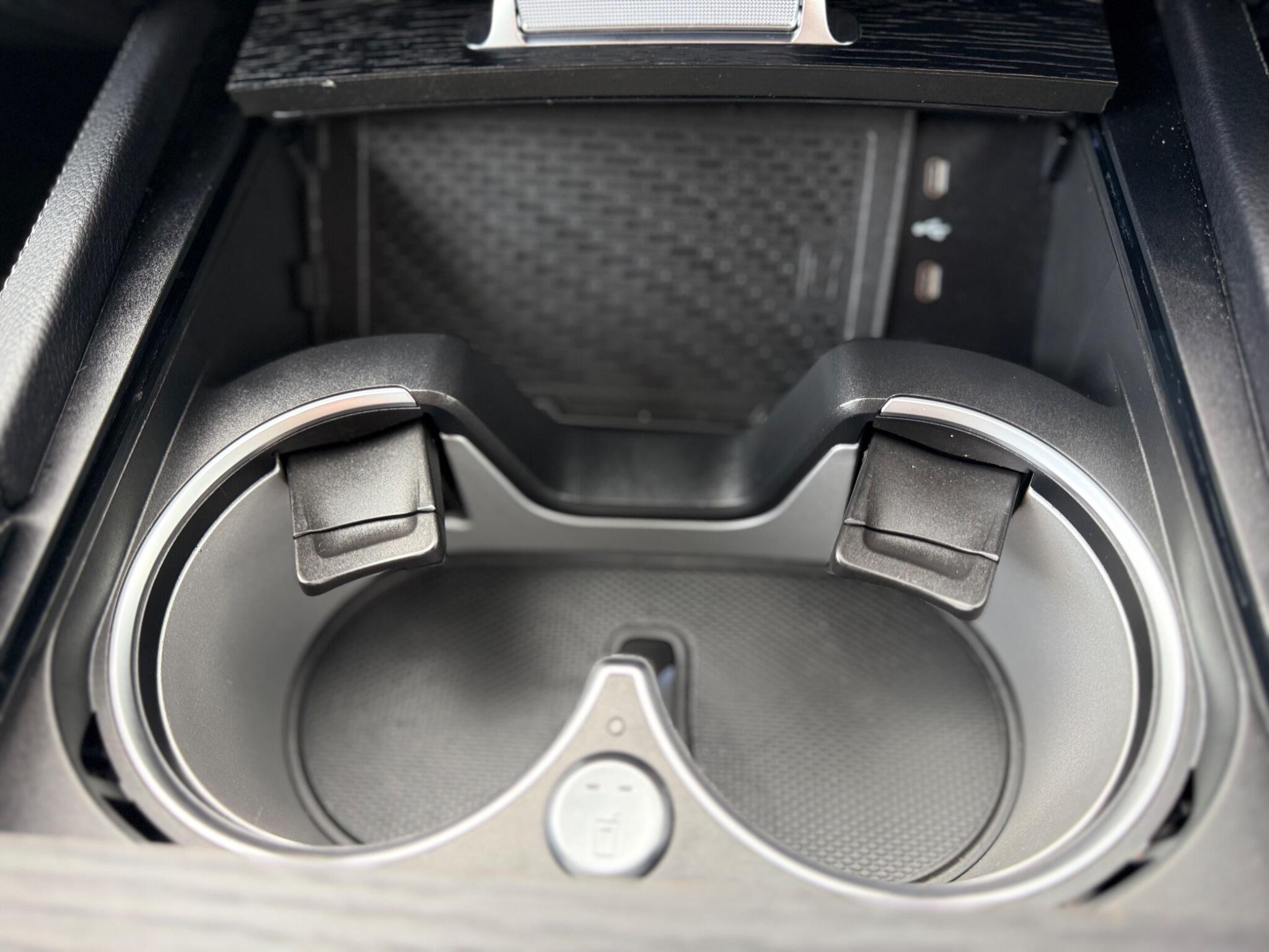 Mercedes-Benz GLE view 42