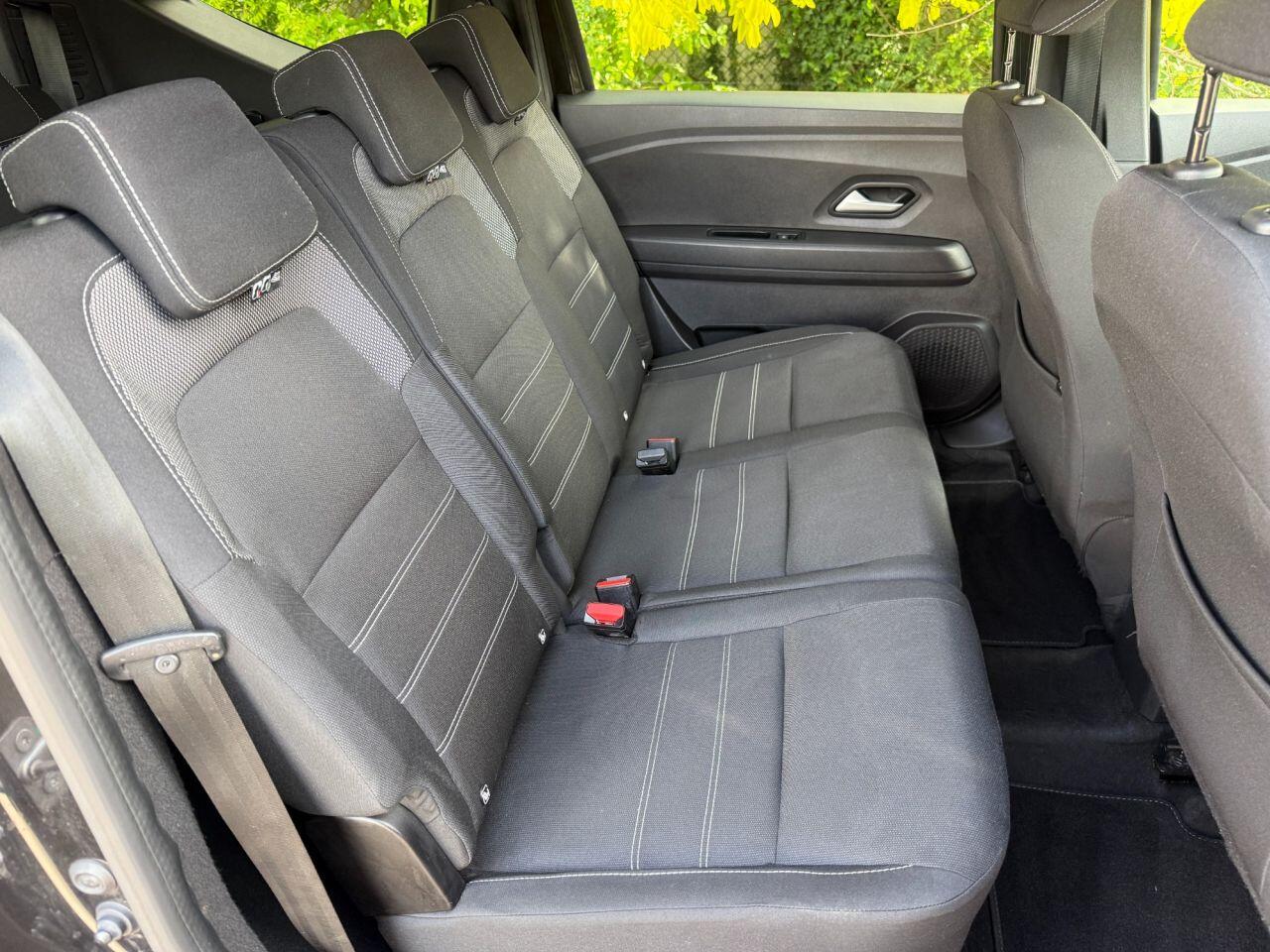Dacia Jogger view 12