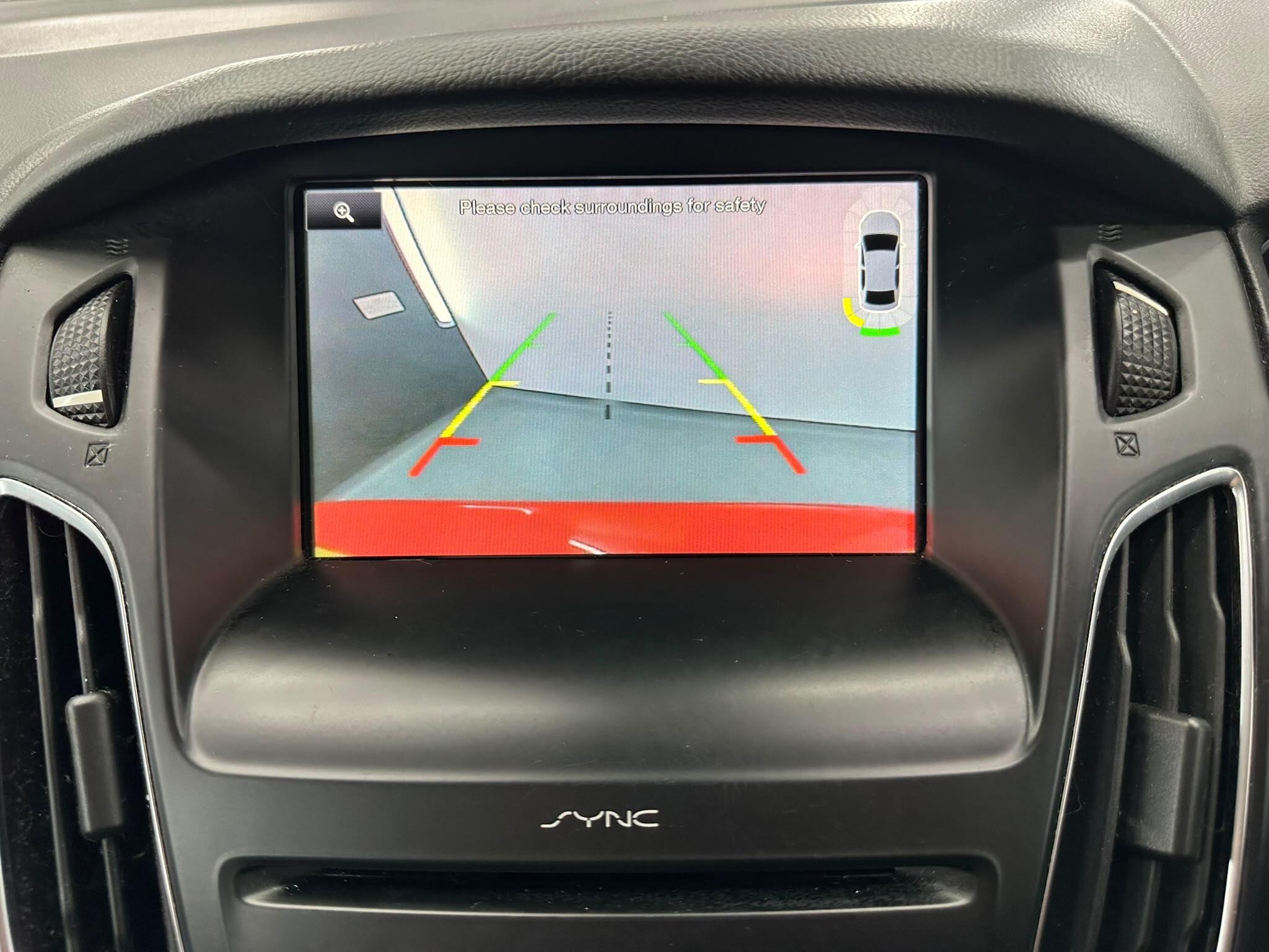 Ford Focus view 40