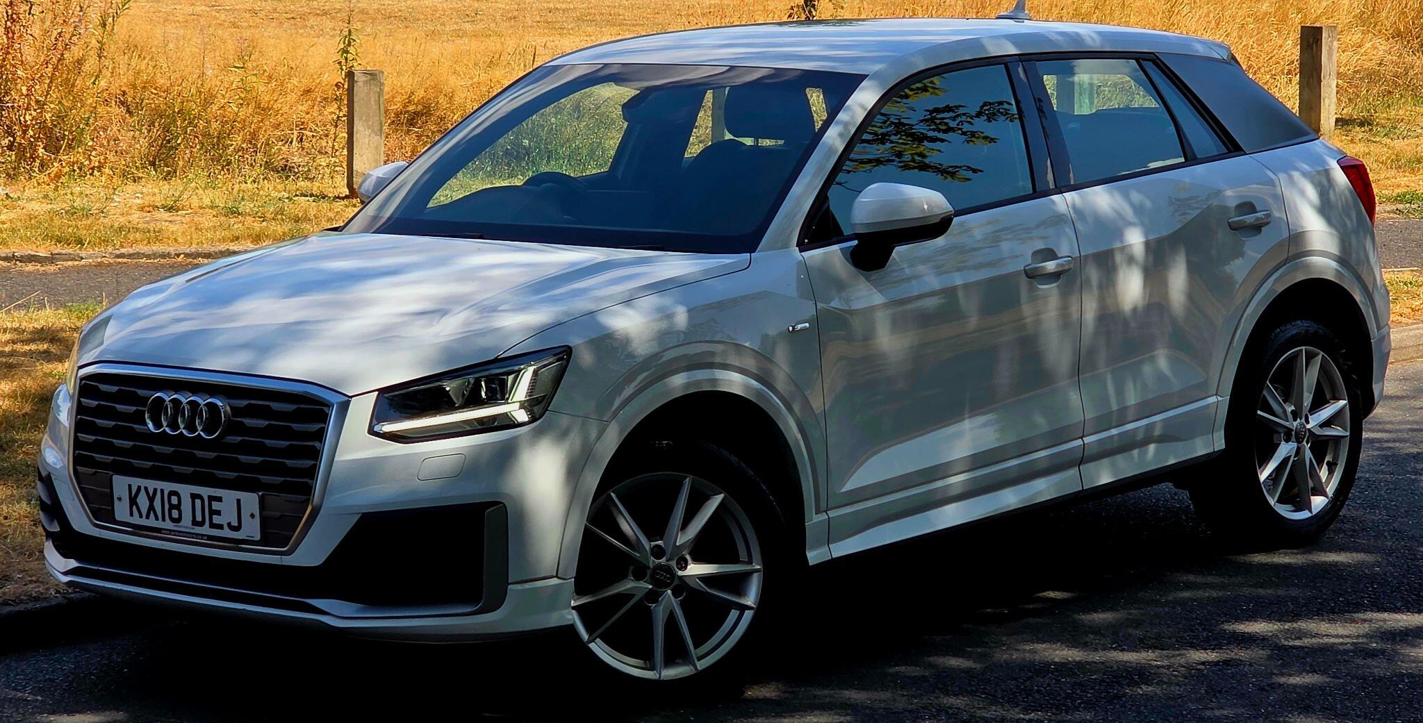 Audi Q2 view 21