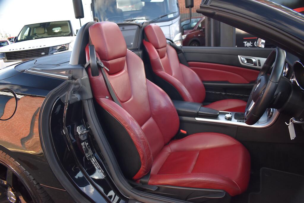 Mercedes-Benz SLK view 9