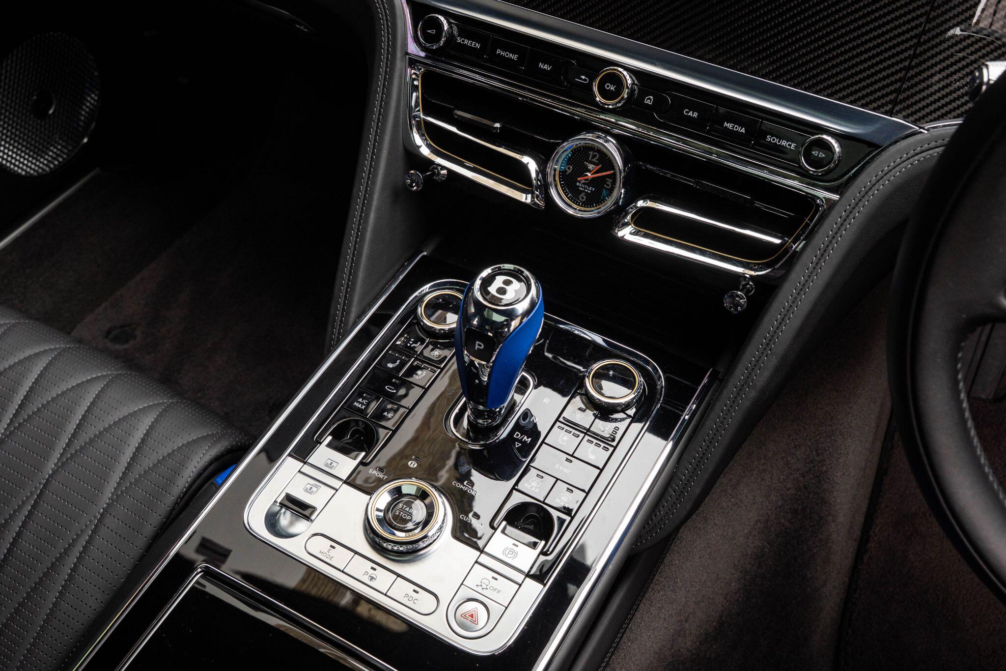 Bentley Flying Spur view 16