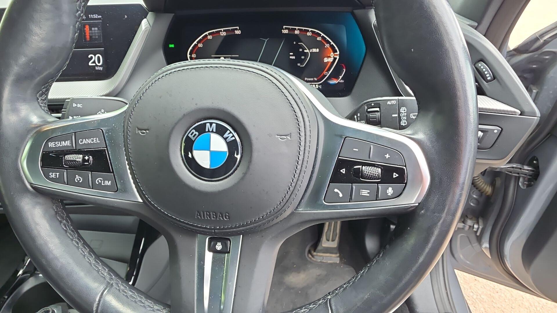 BMW 1 Series view 19