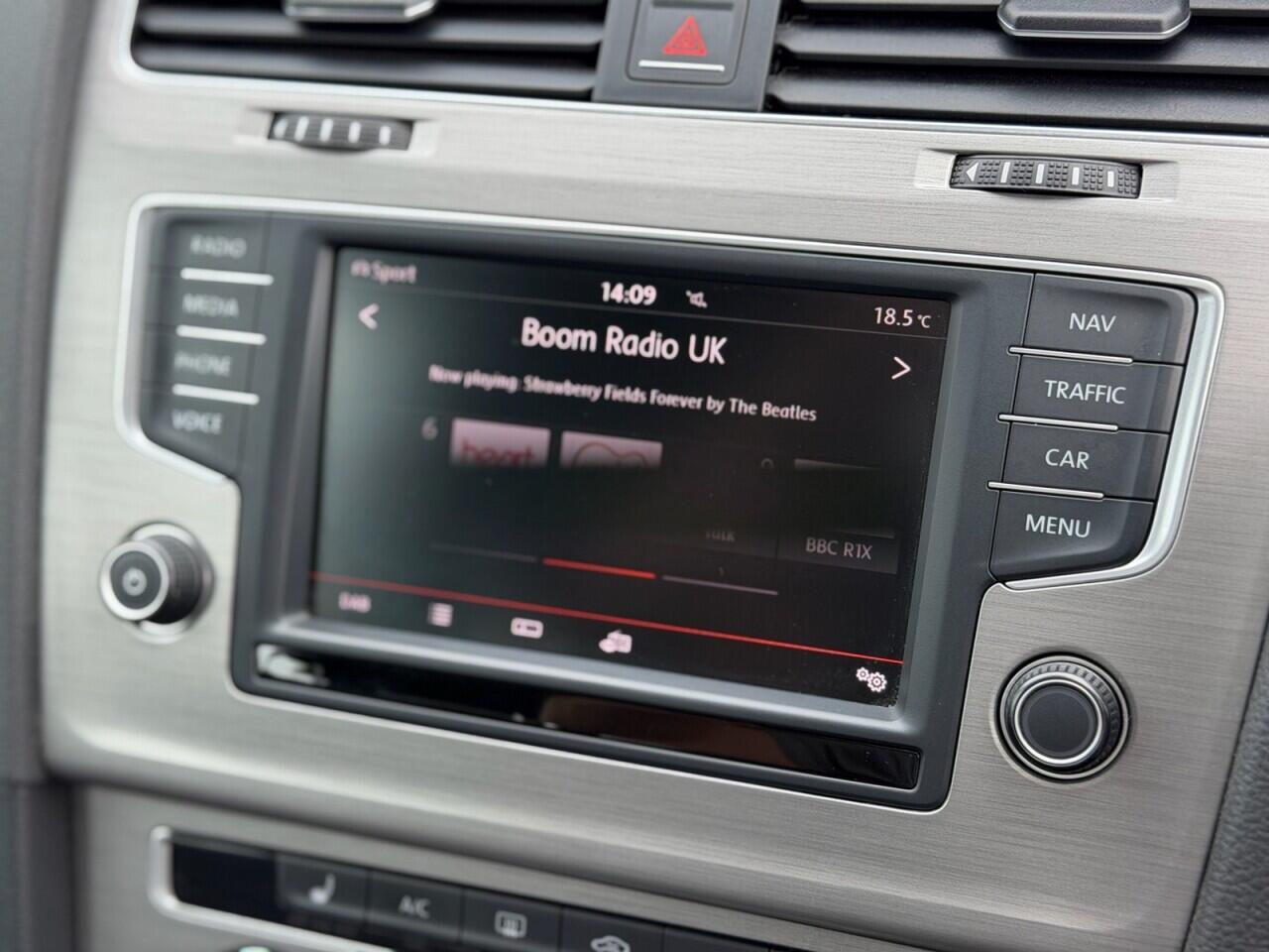 Volkswagen Golf view 37