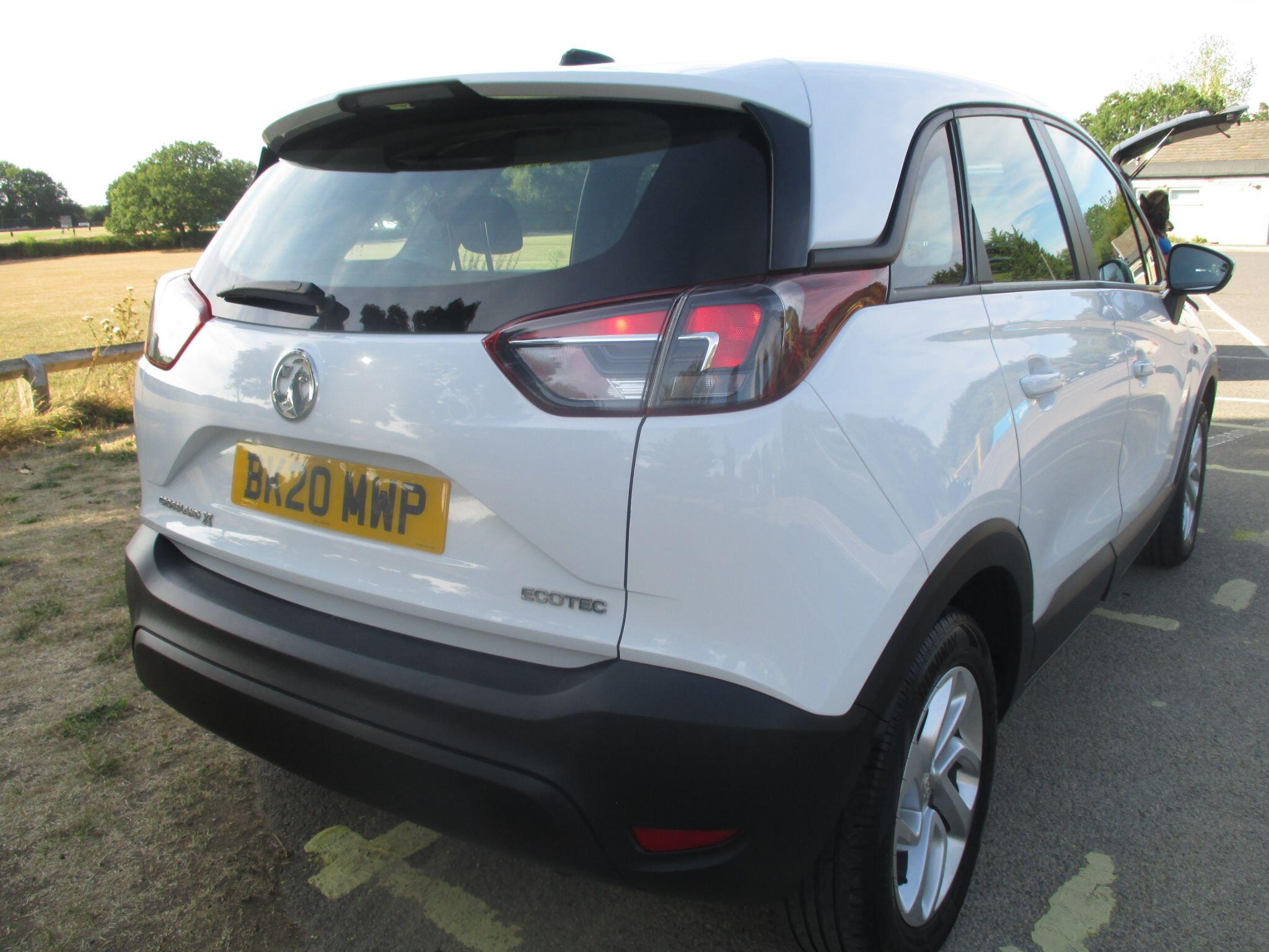 Vauxhall Crossland X view 10