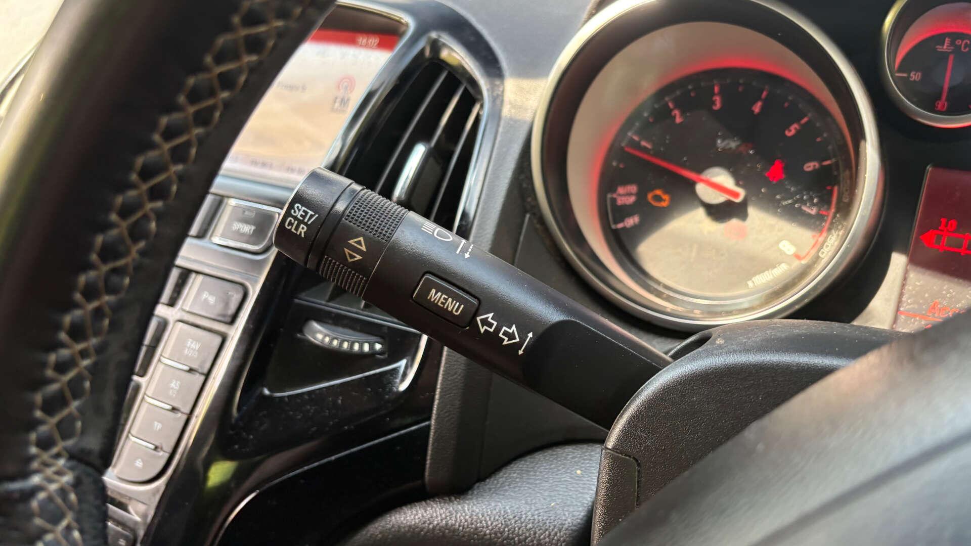 Vauxhall Astra GTC view 18