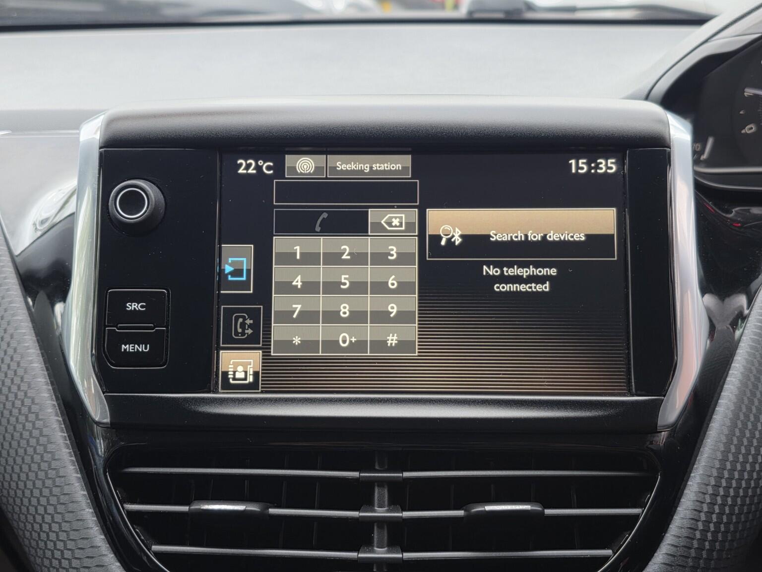 Peugeot 2008 view 10
