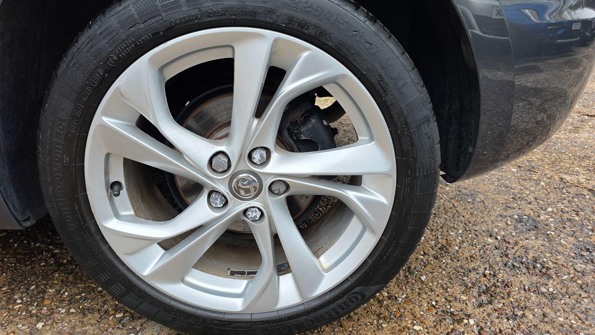 Vauxhall Astra view 34
