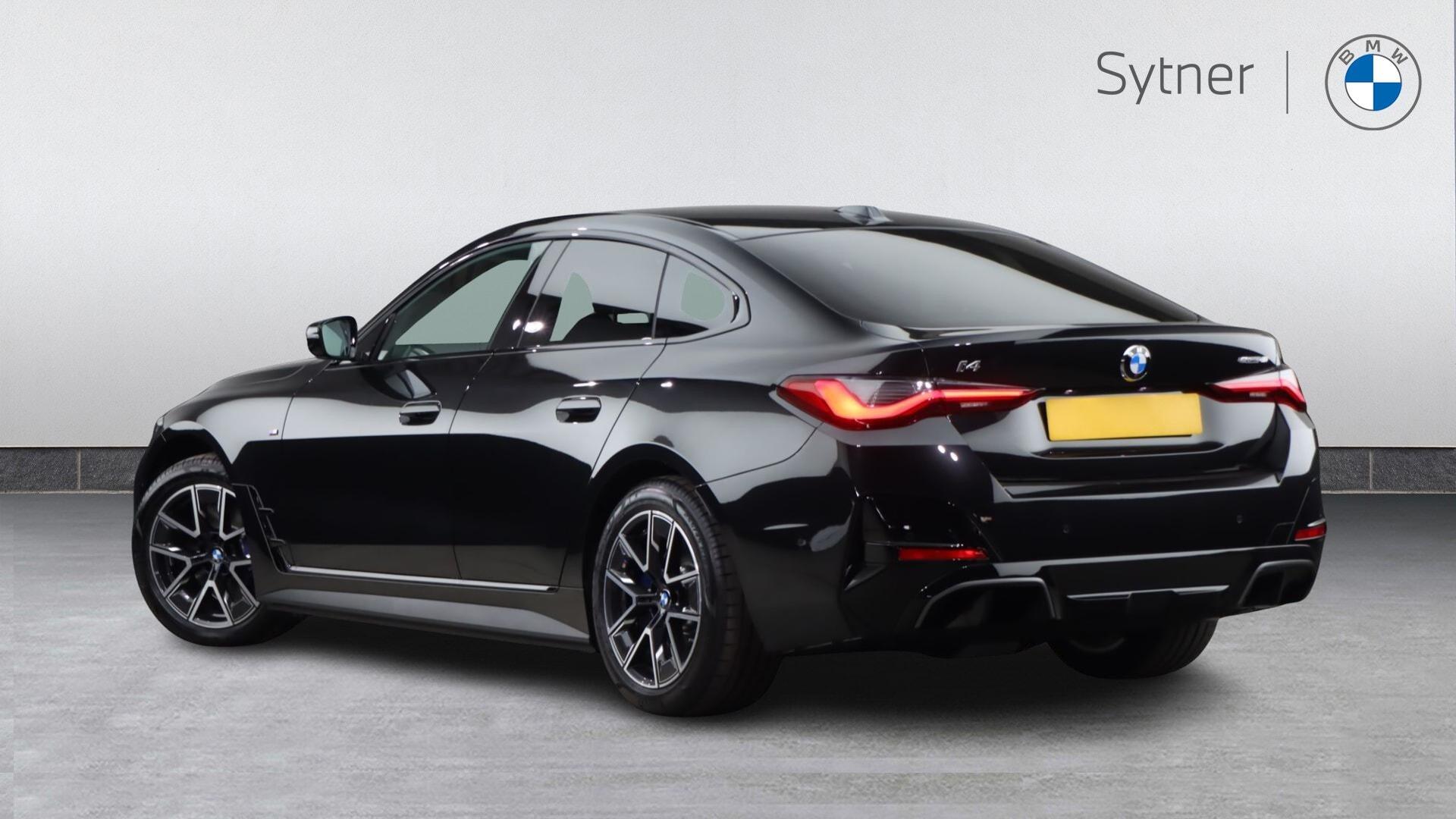 BMW i4 view 2