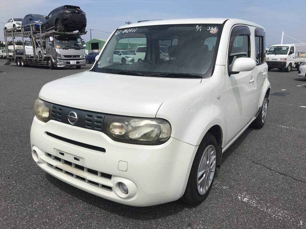 Nissan Cube view 4